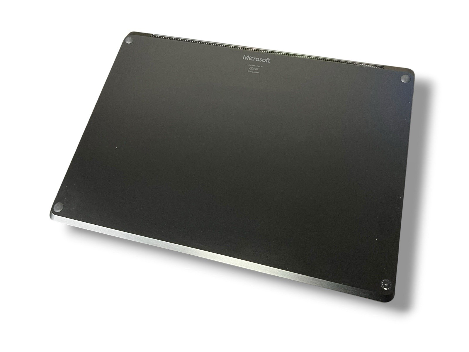 Microsoft Surface Laptop 4 13.5″ i7-1185G7 32GB RAM 1TB SSD Black – TESTED!!