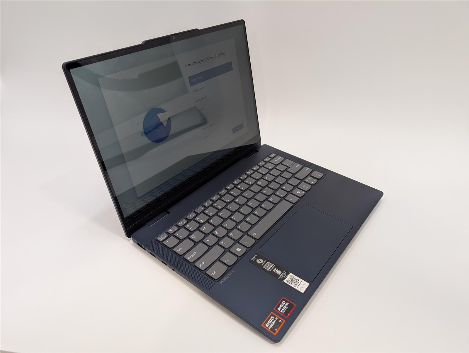Lenovo IdeaPad 5 2-in-1 14AKP10 16 GB RAM 512 GB SSD Used Excellent