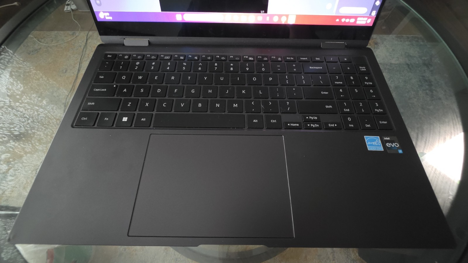 Samsung Galaxy Book2 Pro 360 15.6″ FHD Touch i7-1260P 16GB 1TB W11H 2in1 – READ
