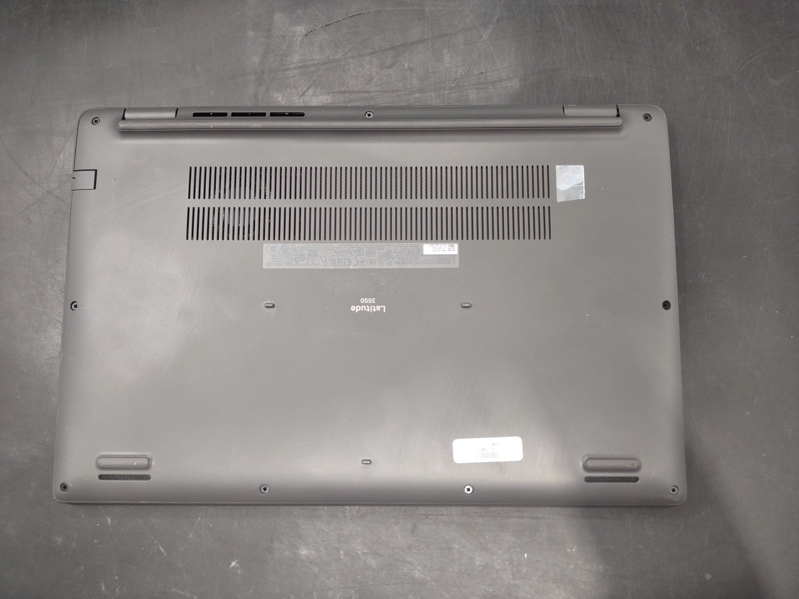 Dell Latitude 3550 i5 1345U 8GB RAM 256GB NVME NO OS