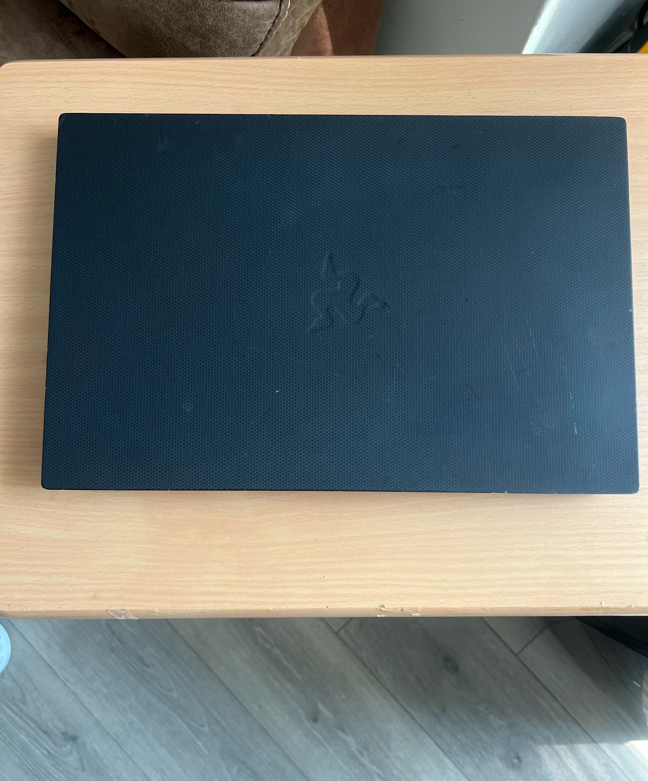 Razer Blade Advanced i7-8750H RTX (2070 Max Q, 1TB SSD, 32 GB Ram)