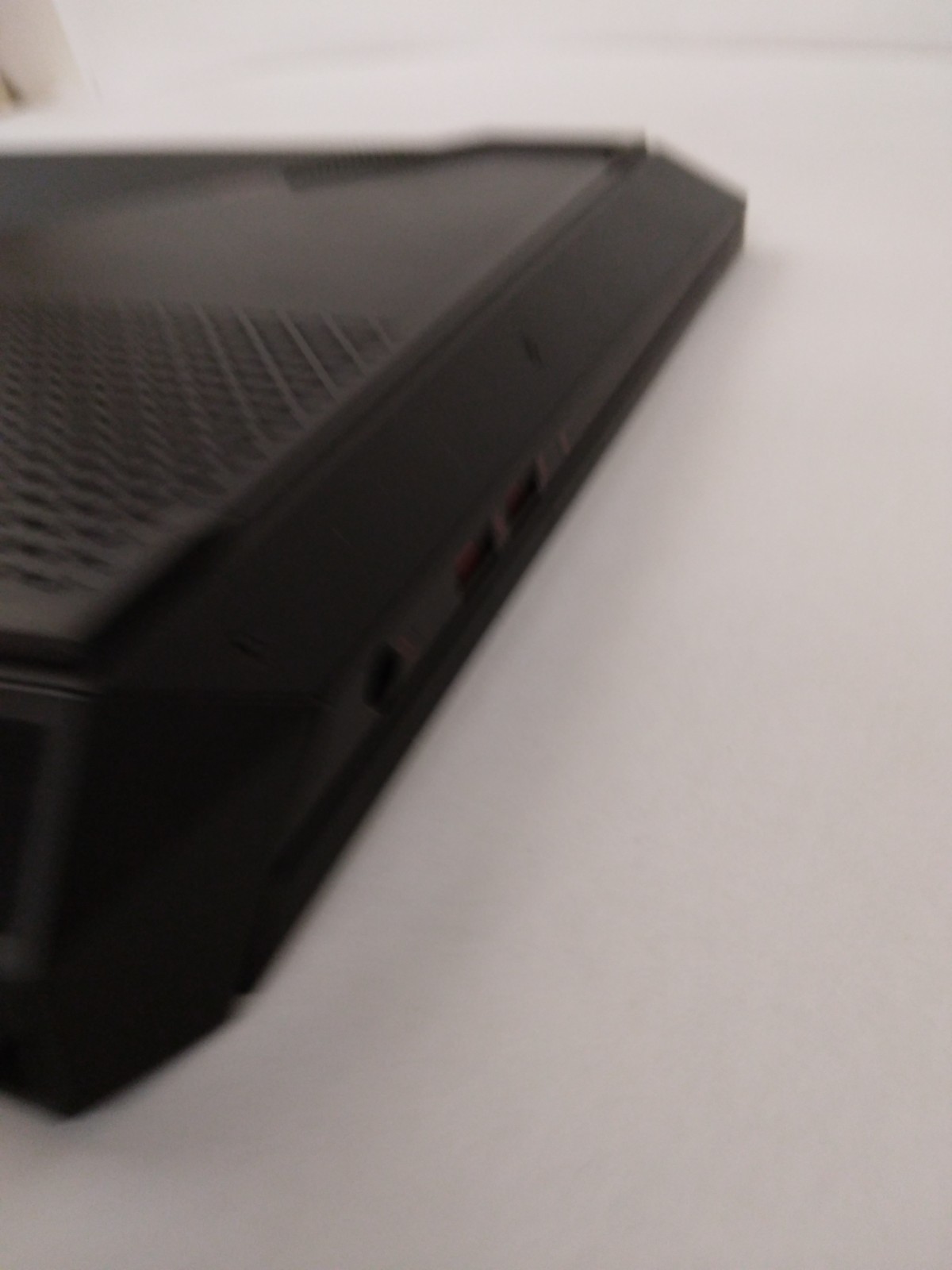 HEWLETT PACKARD OMEN 17-AN179WM Gaming Laptop i7-8750H CPU 2.20ghz 16gb
