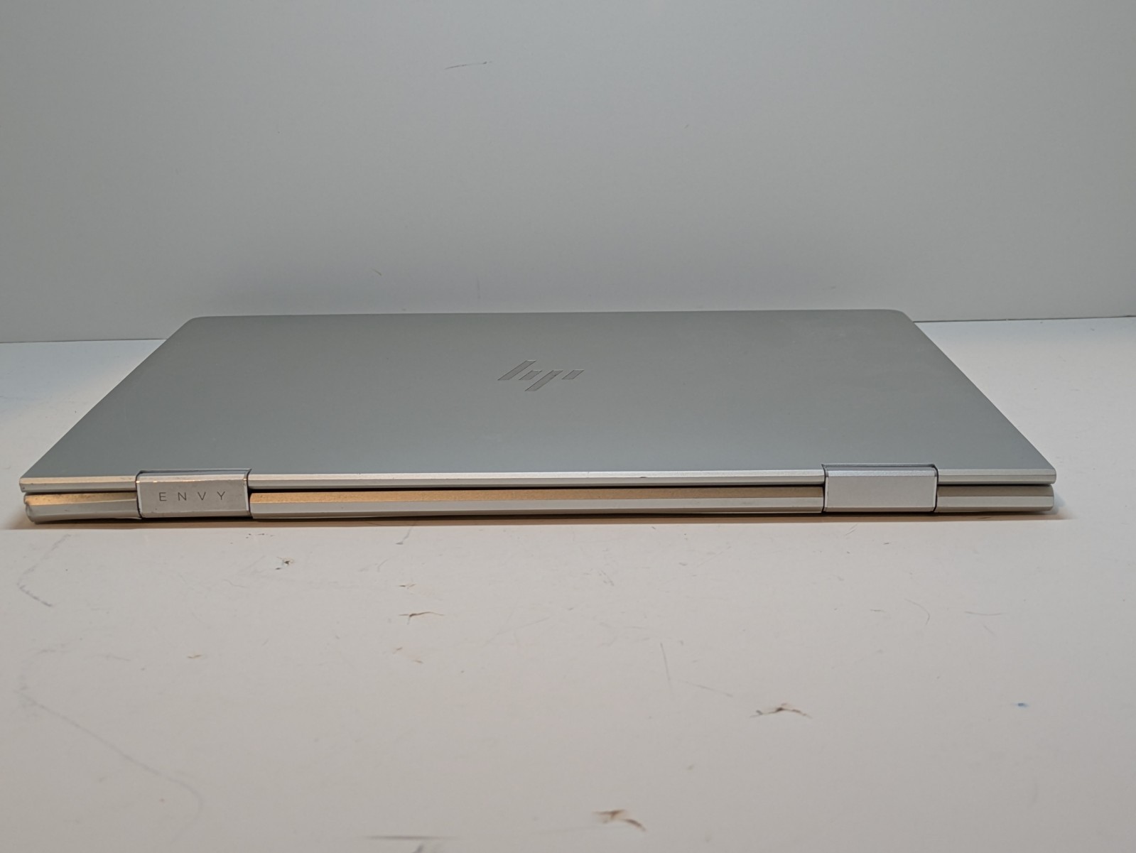 HP ENVY x360 15m-dr1012dx (512GB SSD, Intel Core i7-10510U, 12GB RAM) No Charger