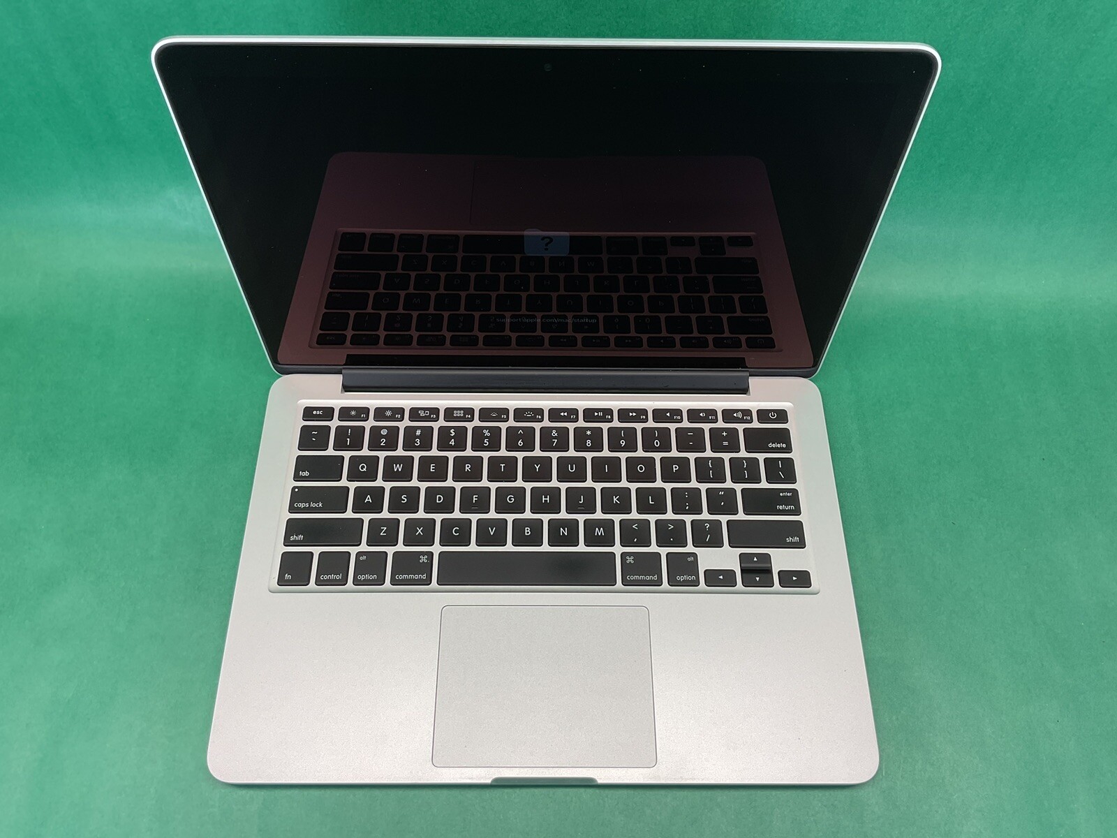 Apple MacBook Pro A1502 – 13” Laptop – POWERS ON – UNTESTED