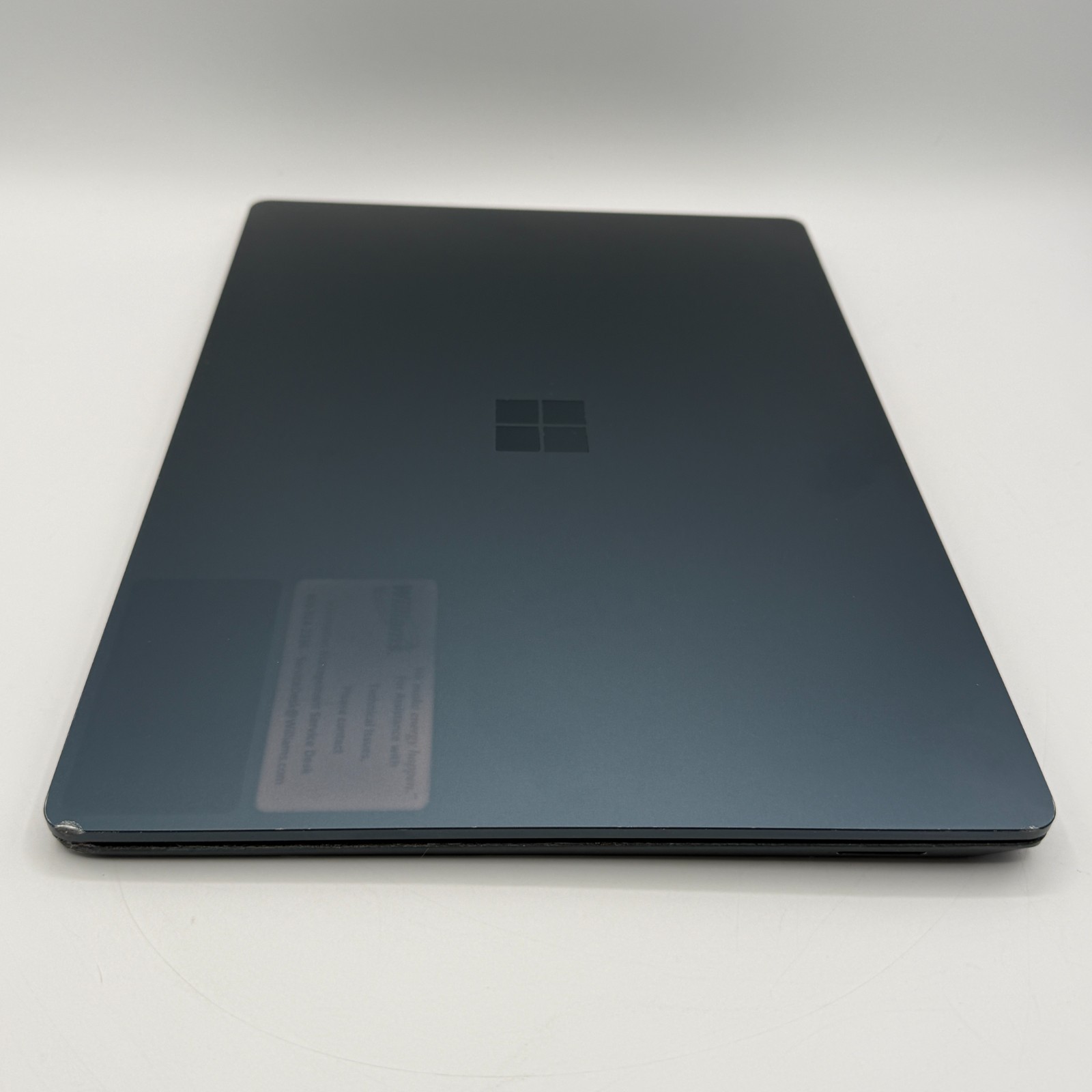 Microsoft Surface Laptop 3 1867 13.5″ i5-1035G7 8GB 128GB SSD Win11 Pro FAIR