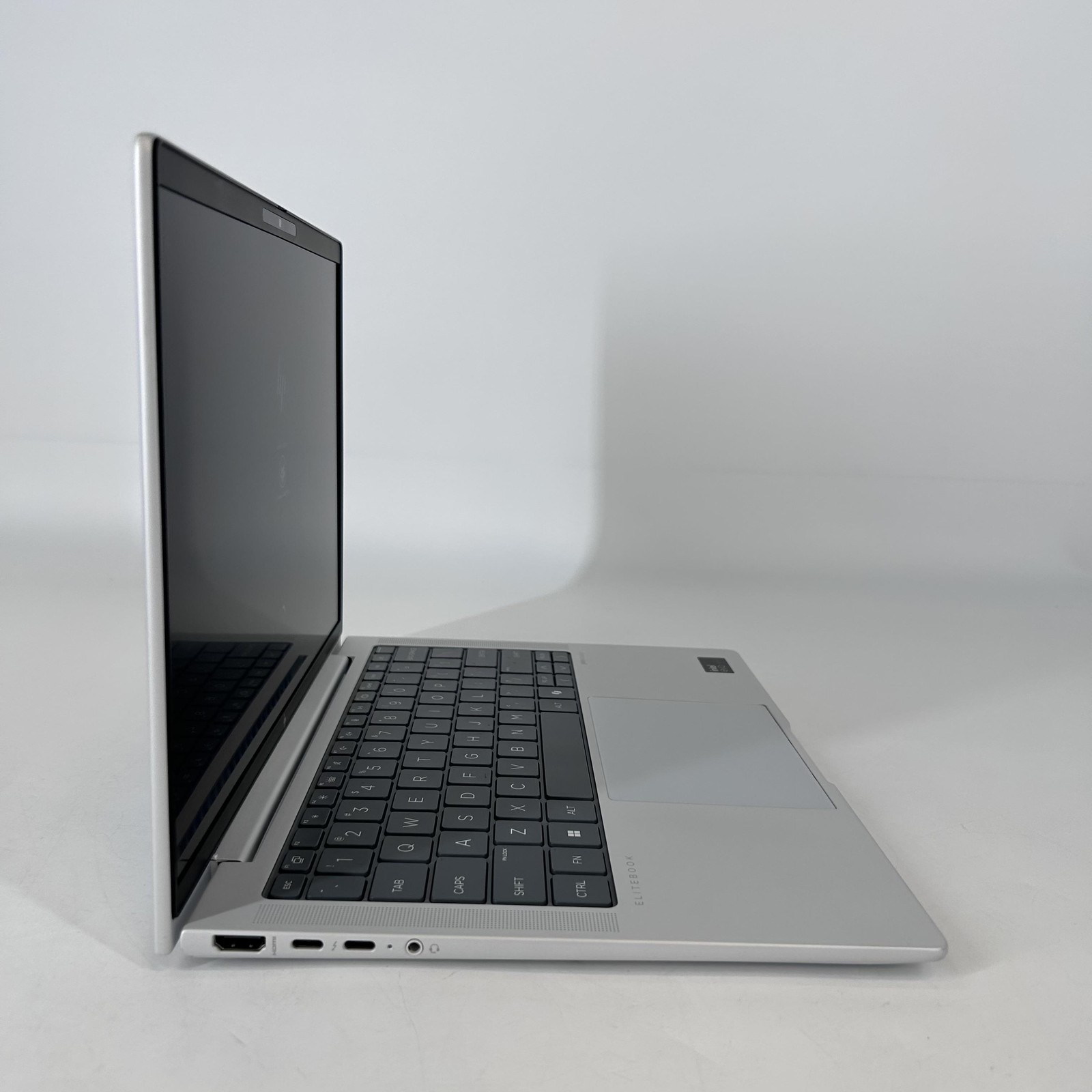 HP Elitebook 1040 G11 14 FHD+ TOUCH 1.4 GHz Ultra 7 155H 16GB 512GB SSD Good