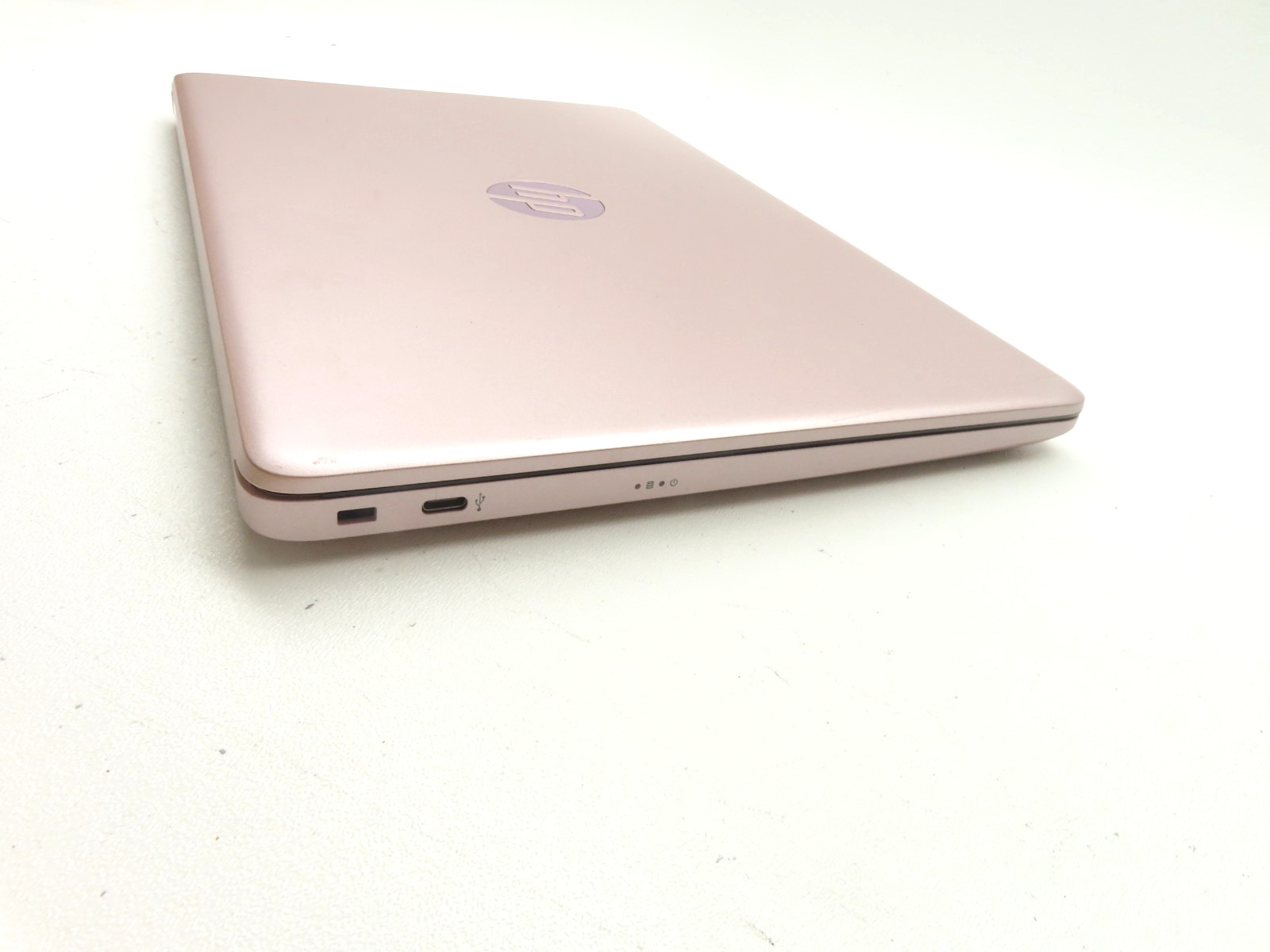 HP 14-cf2112wm 14″ Intel Celeron N4120 1.1GHz 4GB RAM 64GB eMMC
