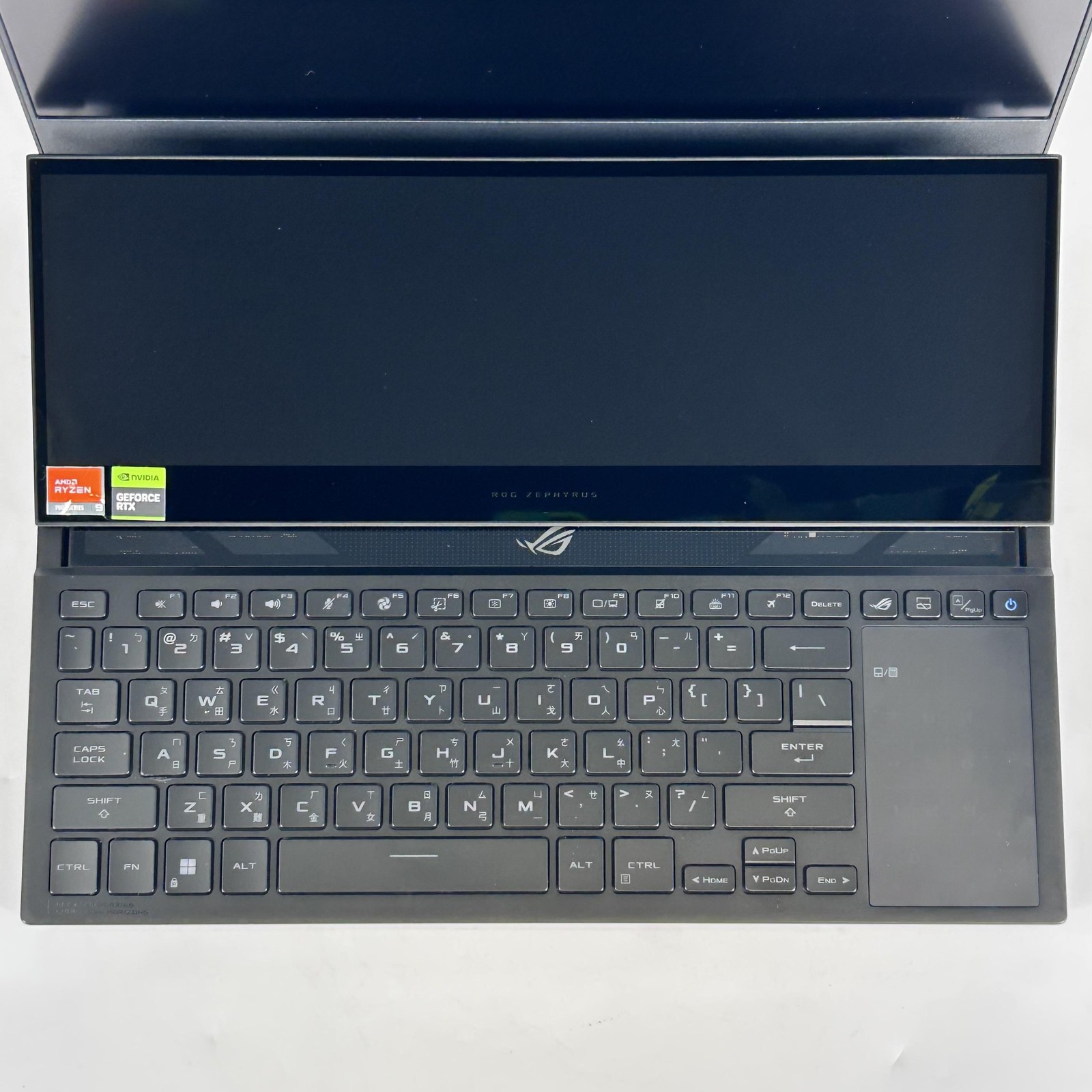 Asus ROG Zephyrus Duo 16 GX650 QHD+ 2.5 GHz Ryzen 9 7945HX 64GB 2TB SSD RTX 4090