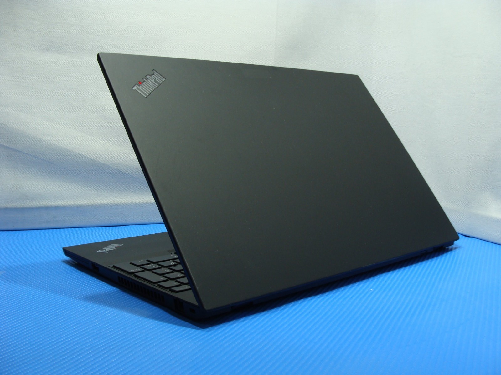 Lenovo ThinkPad P15s Gen 1 15.6″ FHD TOUCH i7-10510U 1.8GHz 16GB 512GB W11P P520