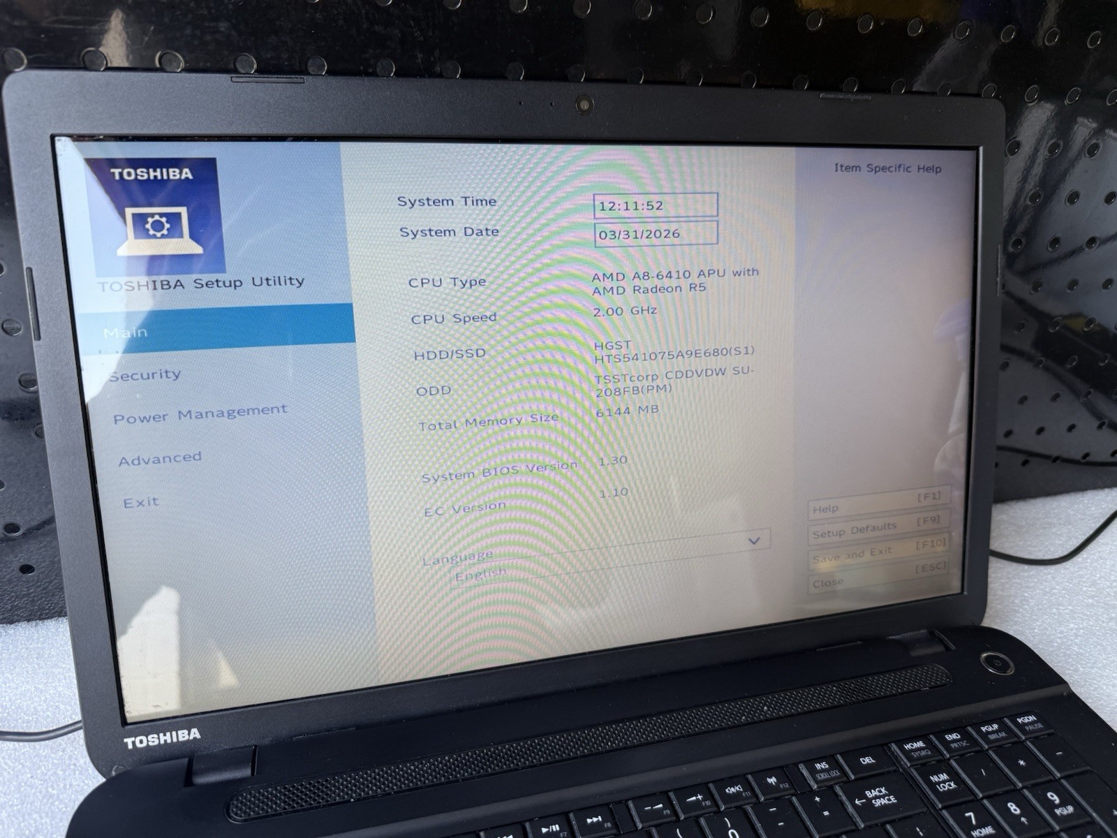TOSHIBA SATELLITE C75D-B7300 AMD A8-6410 APU 2.00GHZ 6GB RAM 750GB HDD (No OS)