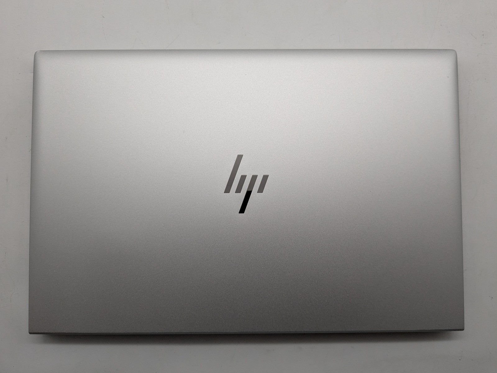 HP EliteBook 840 G8 14″ FHD Touch I5-1145G7 256GB 8GB W11P FP Reader IRCam