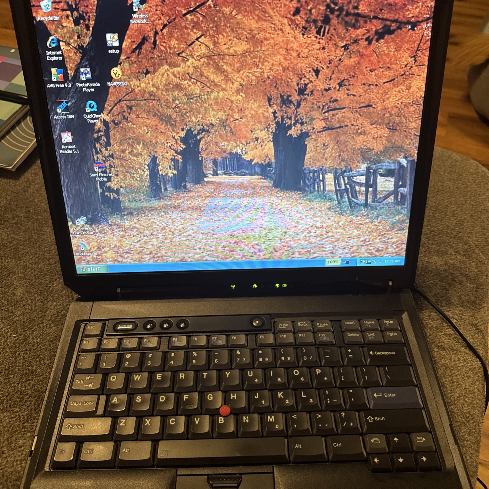 IBM ThinkPad R40 Laptop Windows XP, 15″ SXGA LCD, Works Great