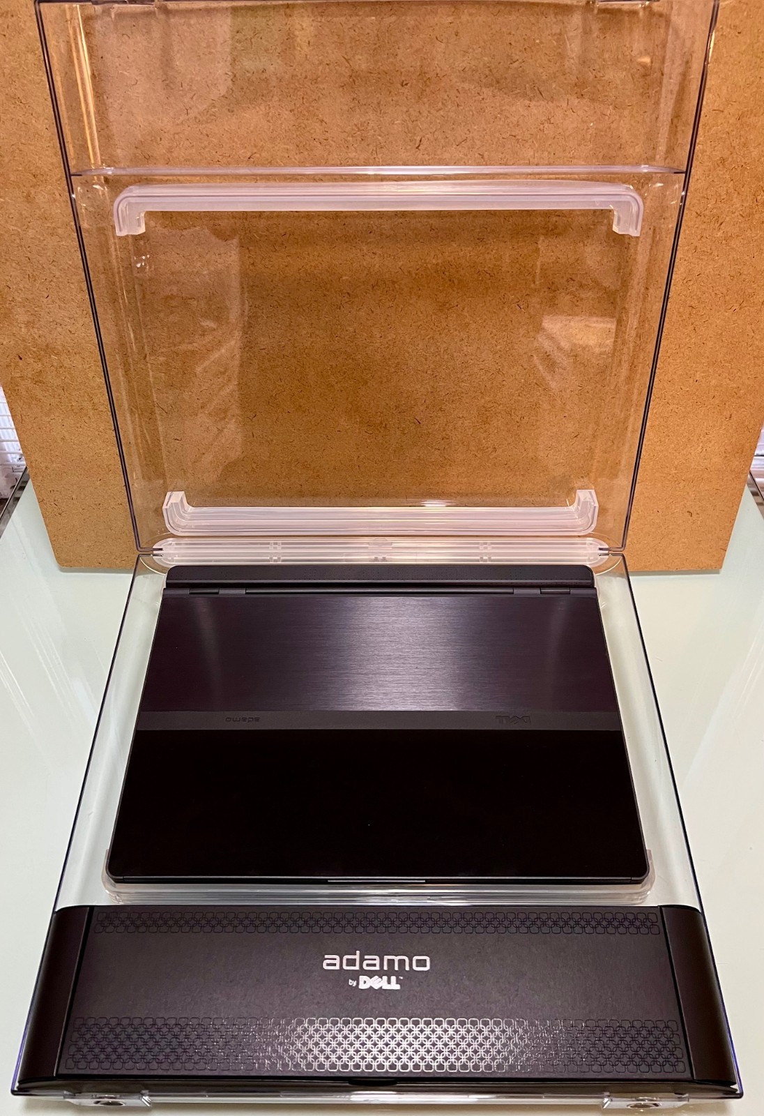 Dell Adamo 13 XPS – Vintage 2009