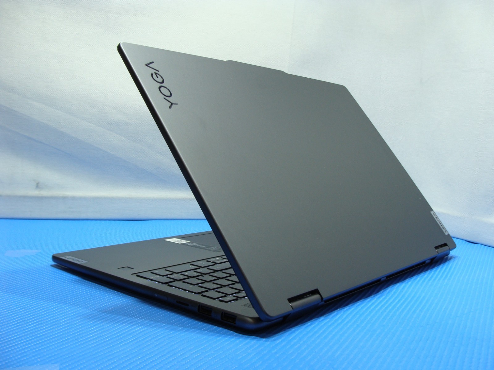 Lenovo Yoga 7 16IRL8 16″ FHD+ TOUCH i5-1335U 1.3GHz 16GB 512GB Win 11Home +PA