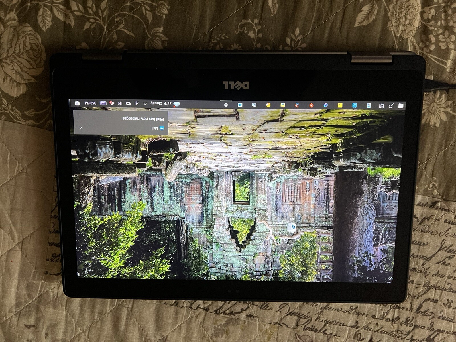 Dell inspiron 13 7000 Touch Screen Tablet 2-in-1 Book Case Included