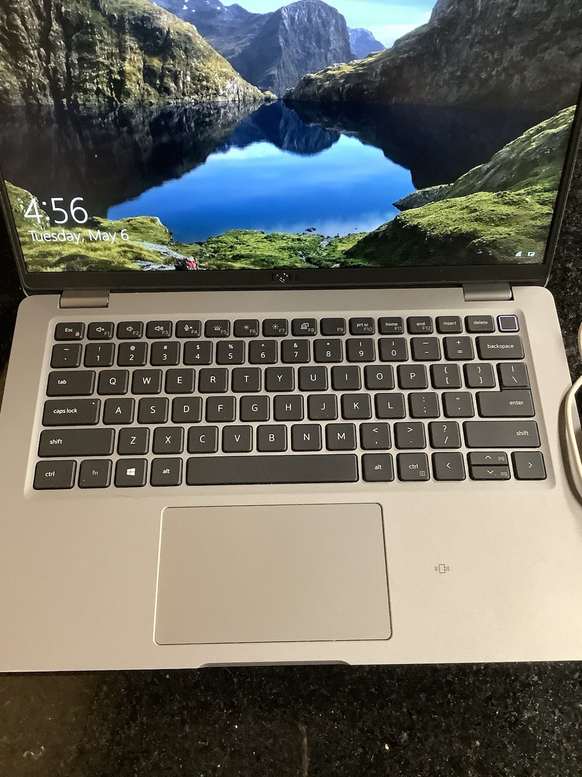 Dell Latitude E5420 14 in Intel Core i7-11850H 11th Gen., 2.60 GHz, 25566-1