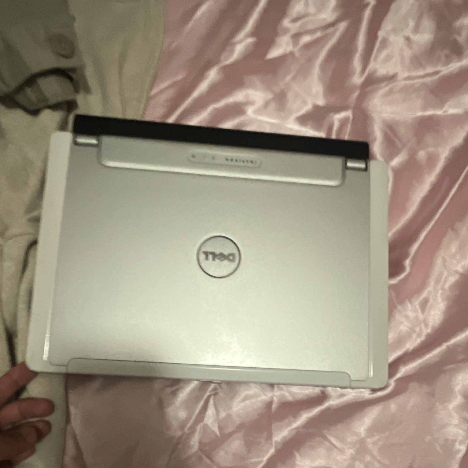 Dell Latitude D610 14.1in Silver Pentium M 1.60GHz 1GB RAM 40GB HDD Webcam