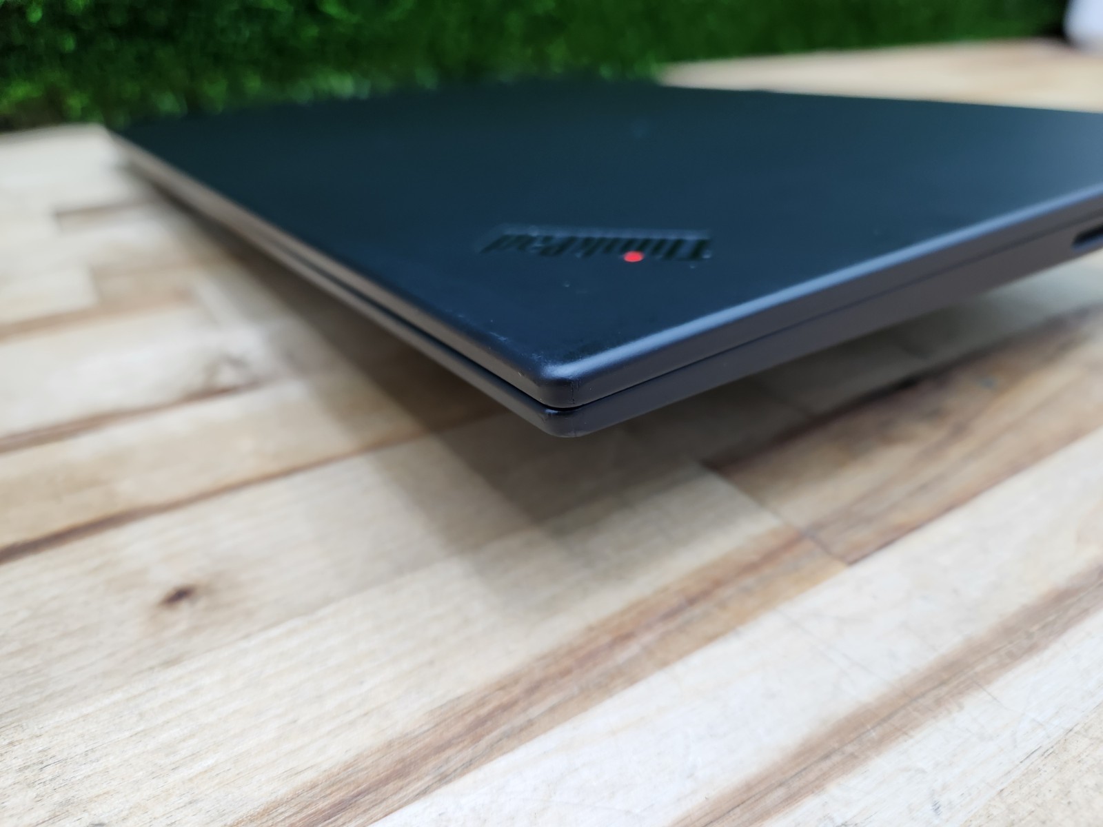 Lenovo ThinkPad P1 Gen 3 15.6″ i7-10750H 32GB 256GB SSD Quadro T1000 Win 11 Pro~