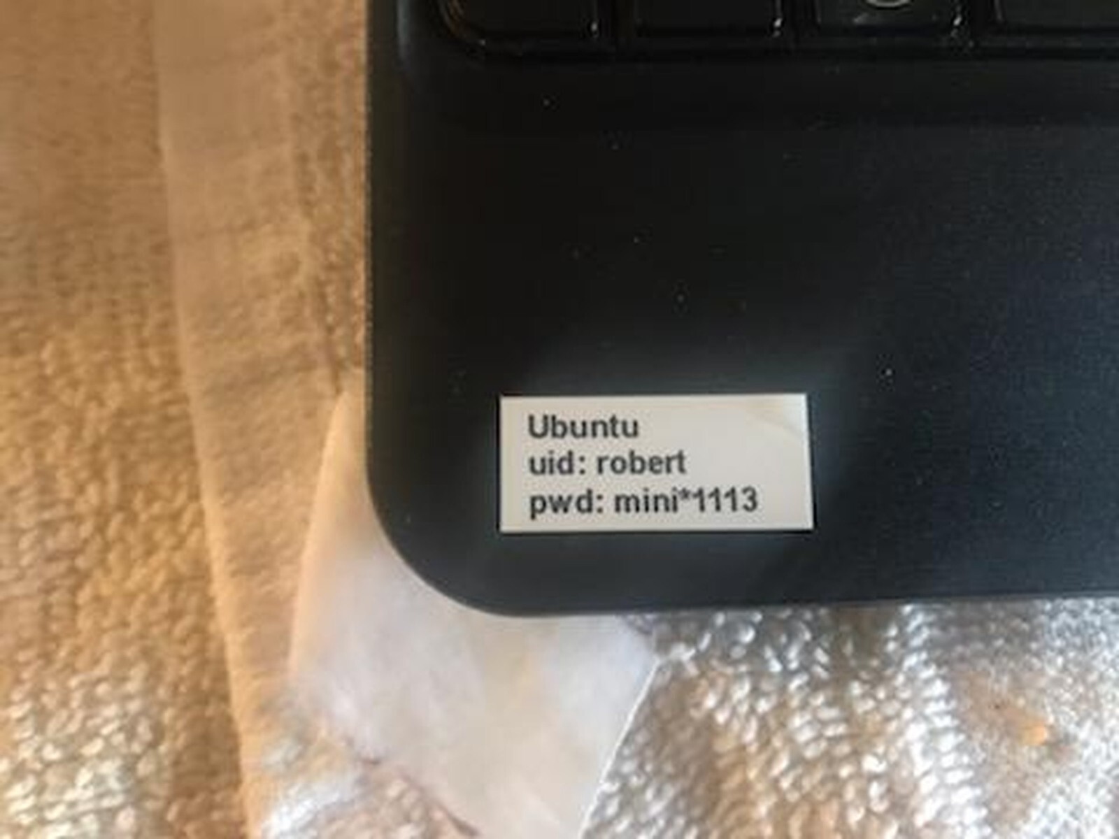 HP Mini Laptop 110-3098NR And Charger