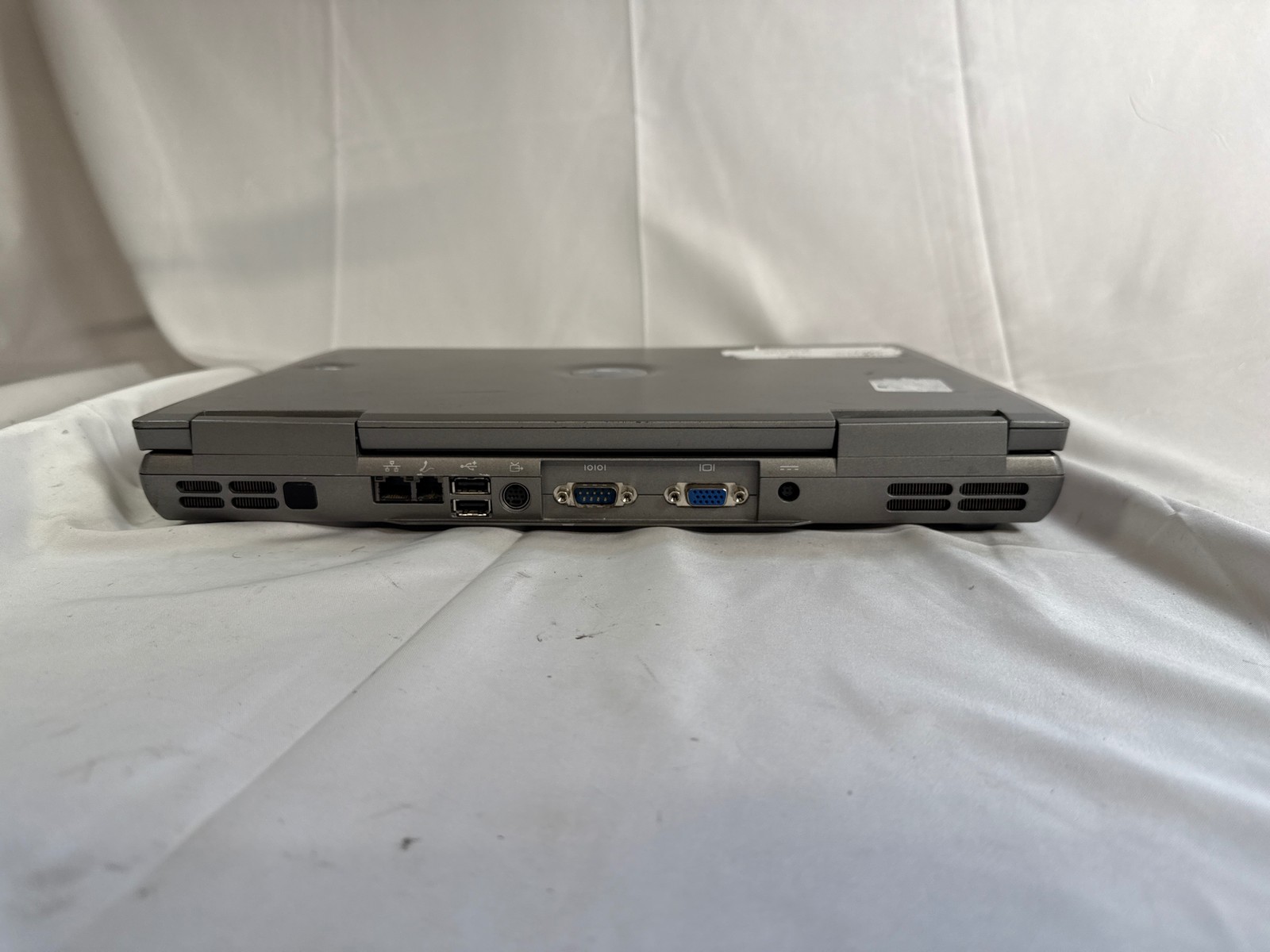 Dell Latitude D810 15.4″ Pentium M 2.00GHz 1GB 120 HDD Win XP 1920×1200