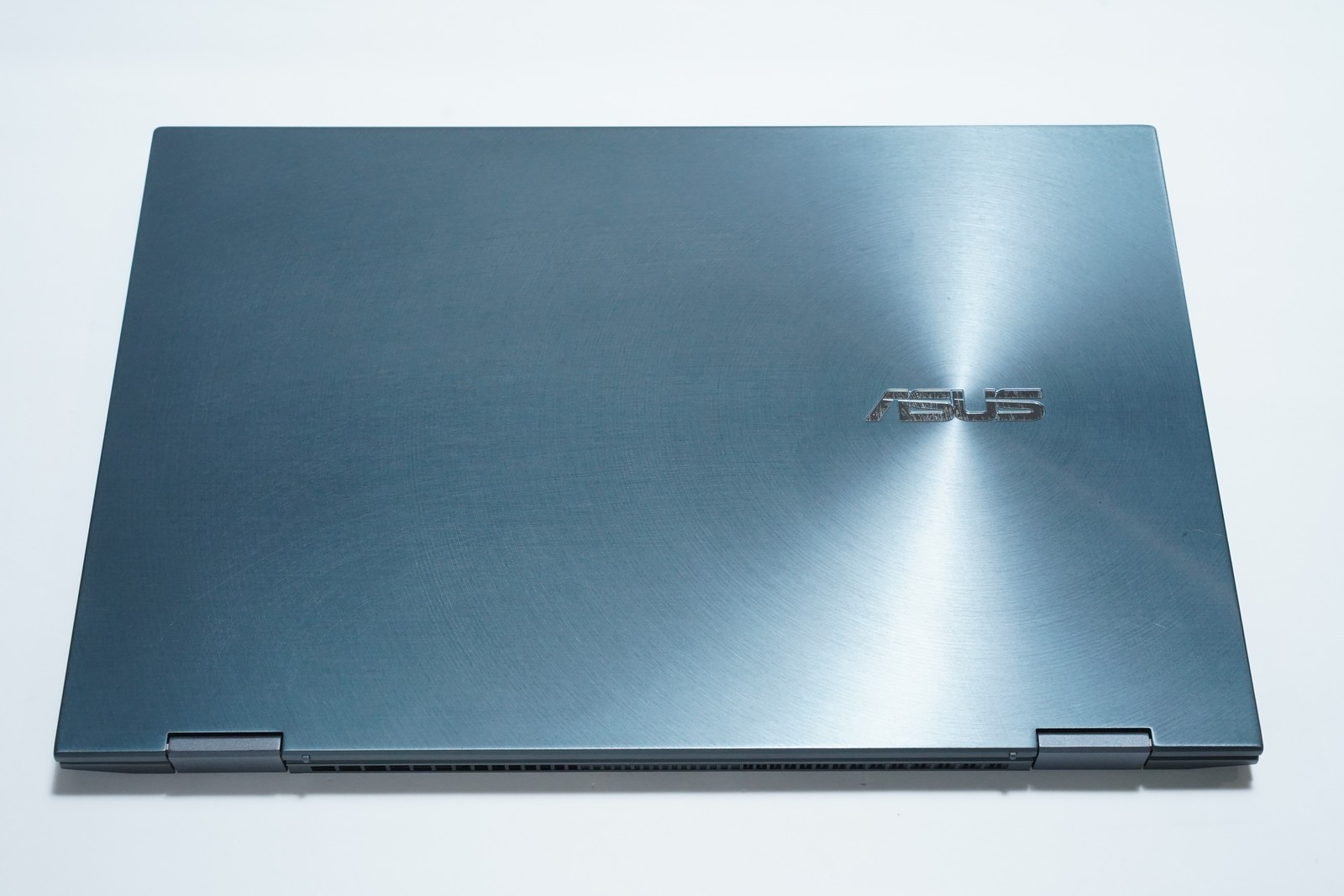 ASUS ZenBook Flip 13 UX363E 2-in-1 Laptop i5-1135G7 8GB 512GB OLED Touchscreen