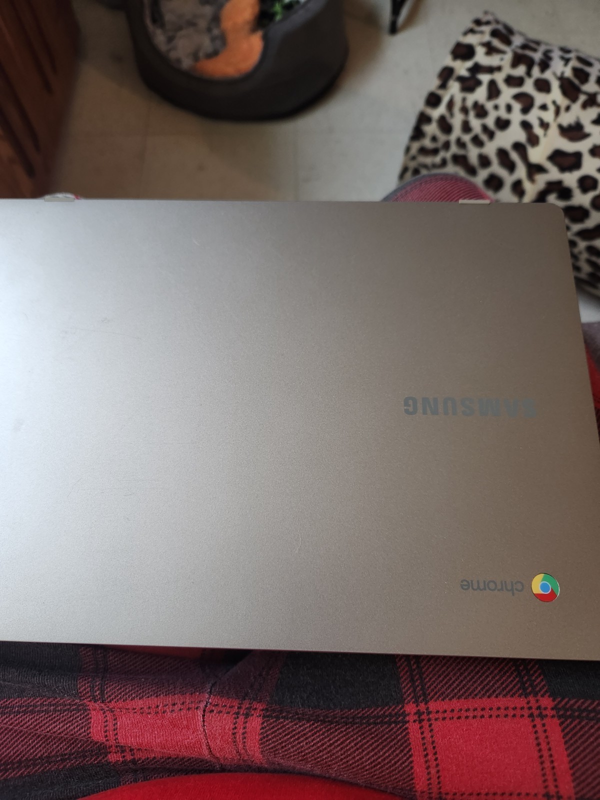 Samsung Chromebook 4 Intel Celeron N402011.6″ HD Silver Laptop (XE310XBA-KA1US)