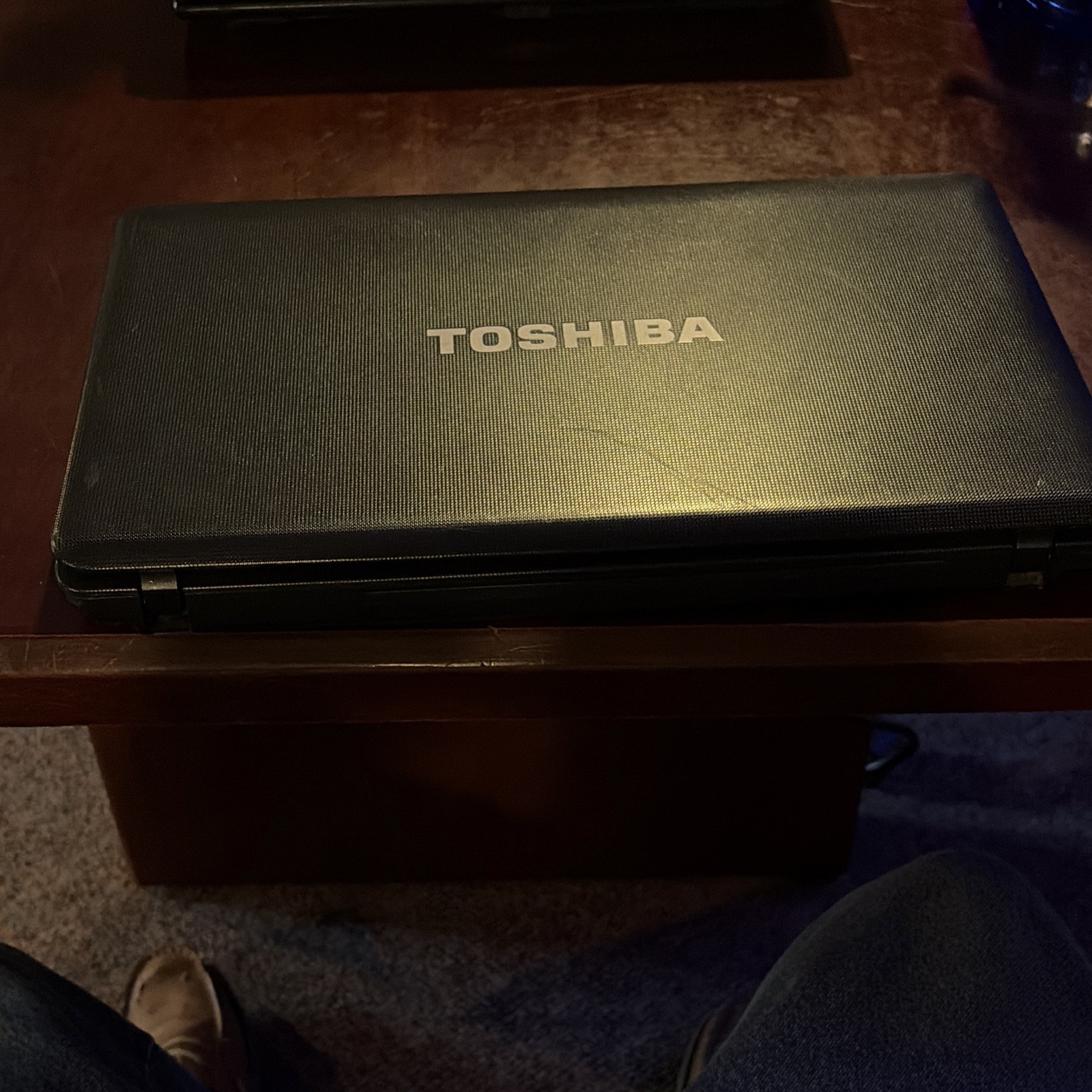 Toshiba Satellite C655D-S5303 15.6″ AMD E 1.60GHz 4GB 320GB Win 7 Black