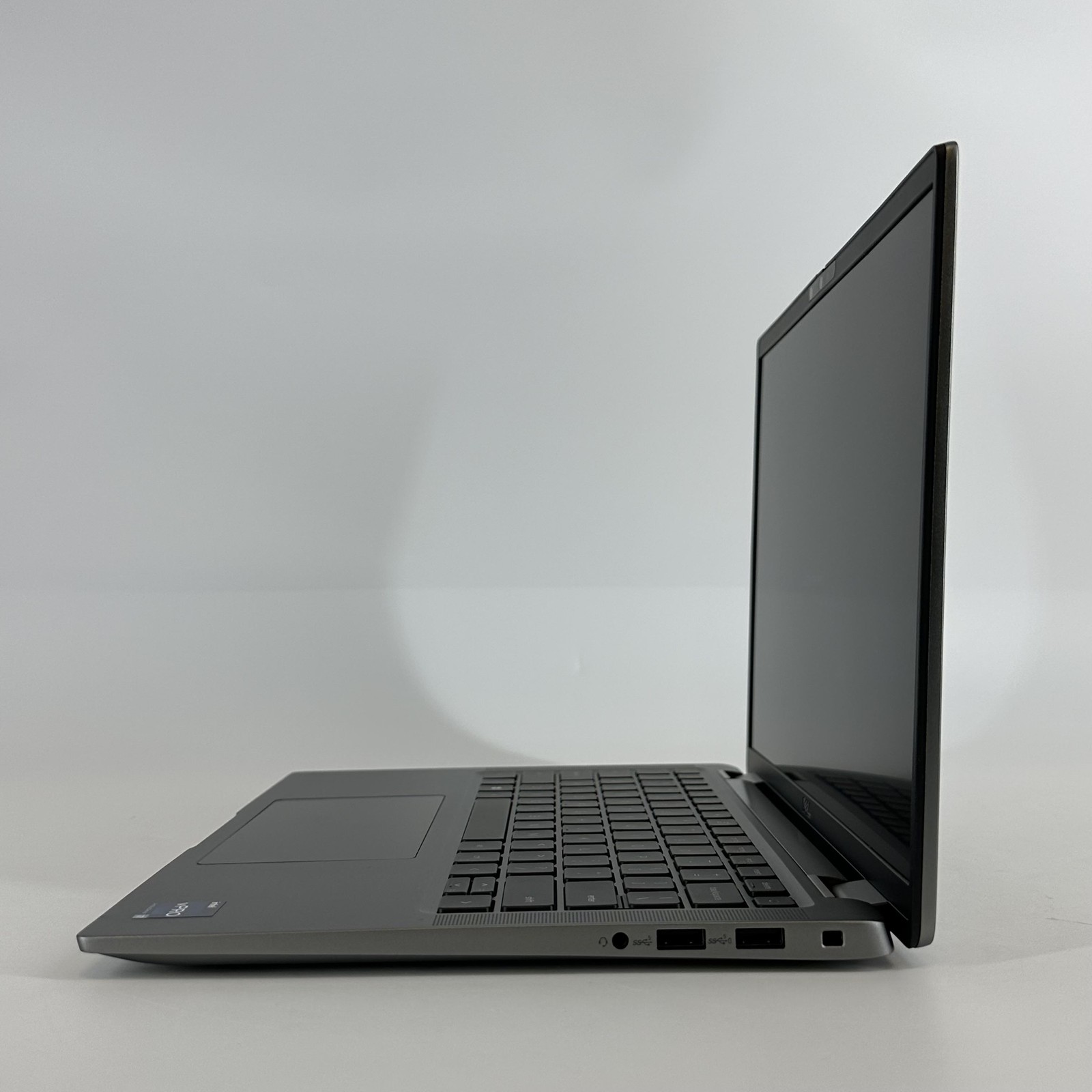 Dell Latitude 7440 14 Gray QHD+ TOUCH 1.9GHz i7-1370P 32GB 256GB SSD GOOD – BENT
