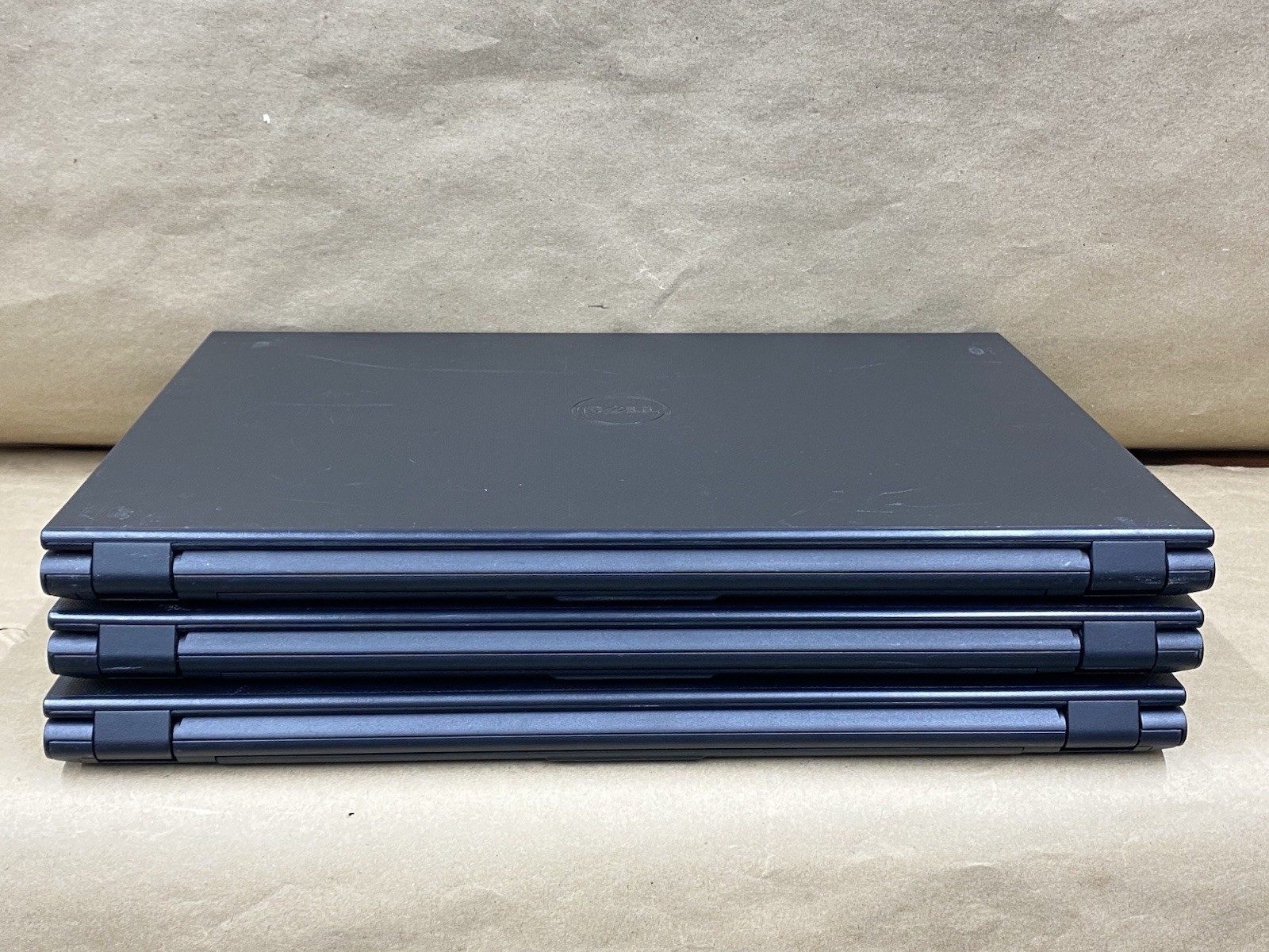 Lot of (3) Dell Inspiron 3542 – 15.5″ HD – i5-4210U – No RAM – NO HDD/OS – READ