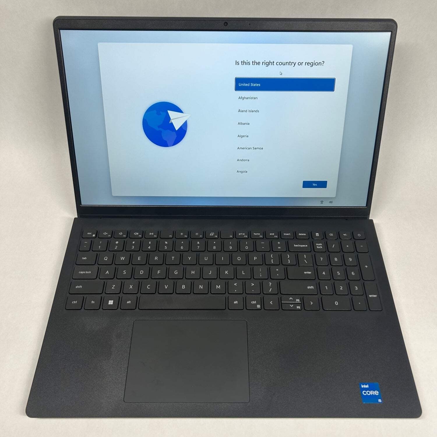Dell DC15250 15.6″ i7-1355U 1.7GHz 16GB RAM 256GB SSD