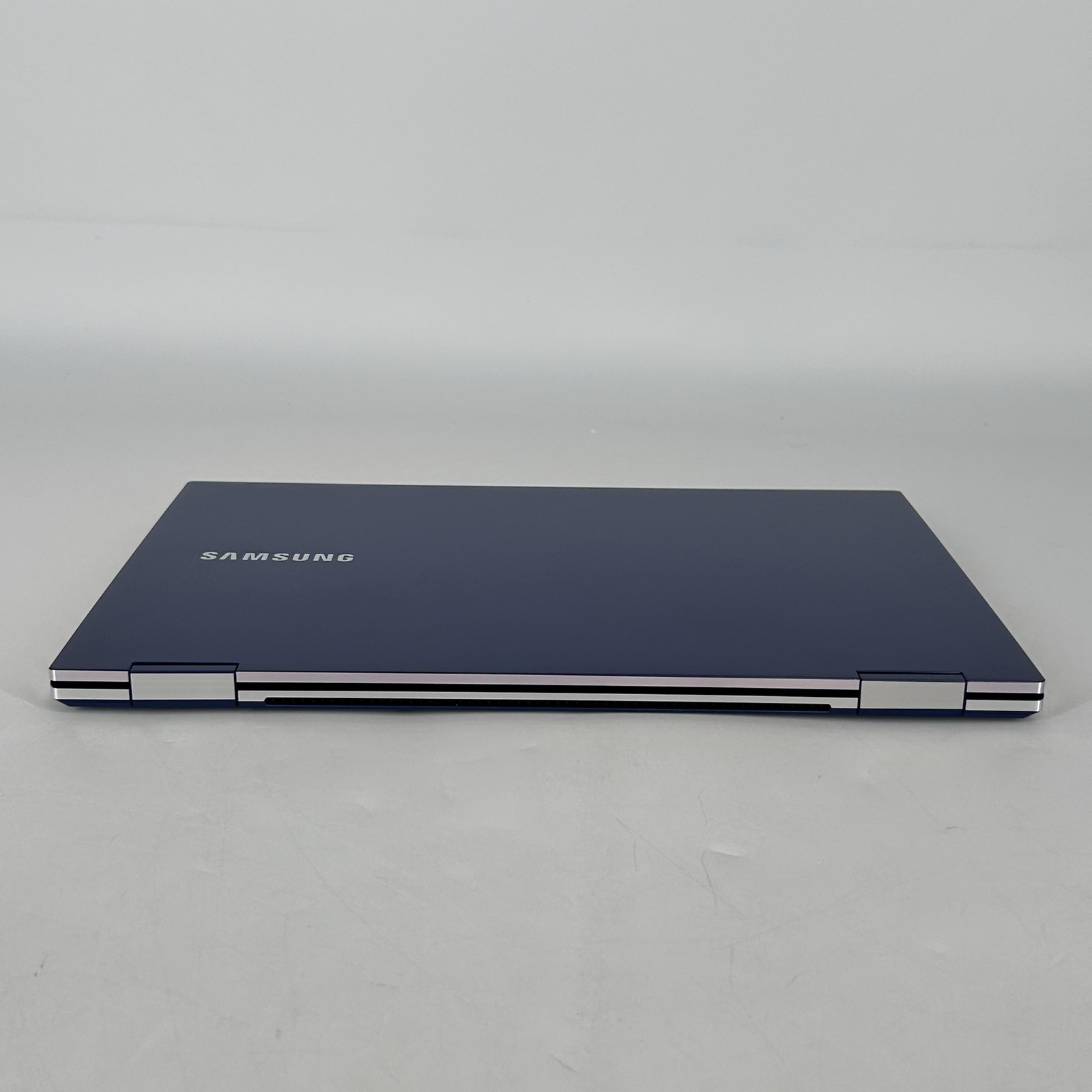 Samsung Galaxy Book Flex 13.3 Blue i7-1065G7 1.30GHz 8GB 512GB SSD LCD BLEED
