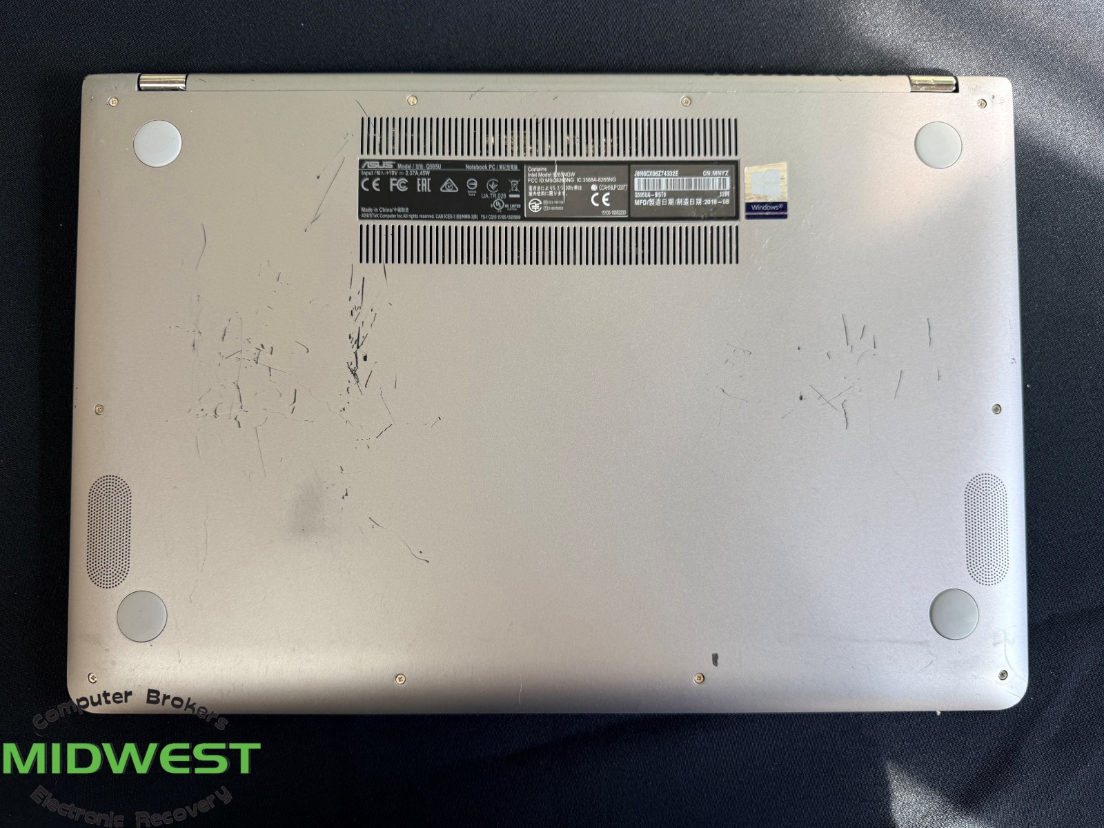 ASUS Q505U i5-8250U 1.8GHz 12GB 256GB SSD