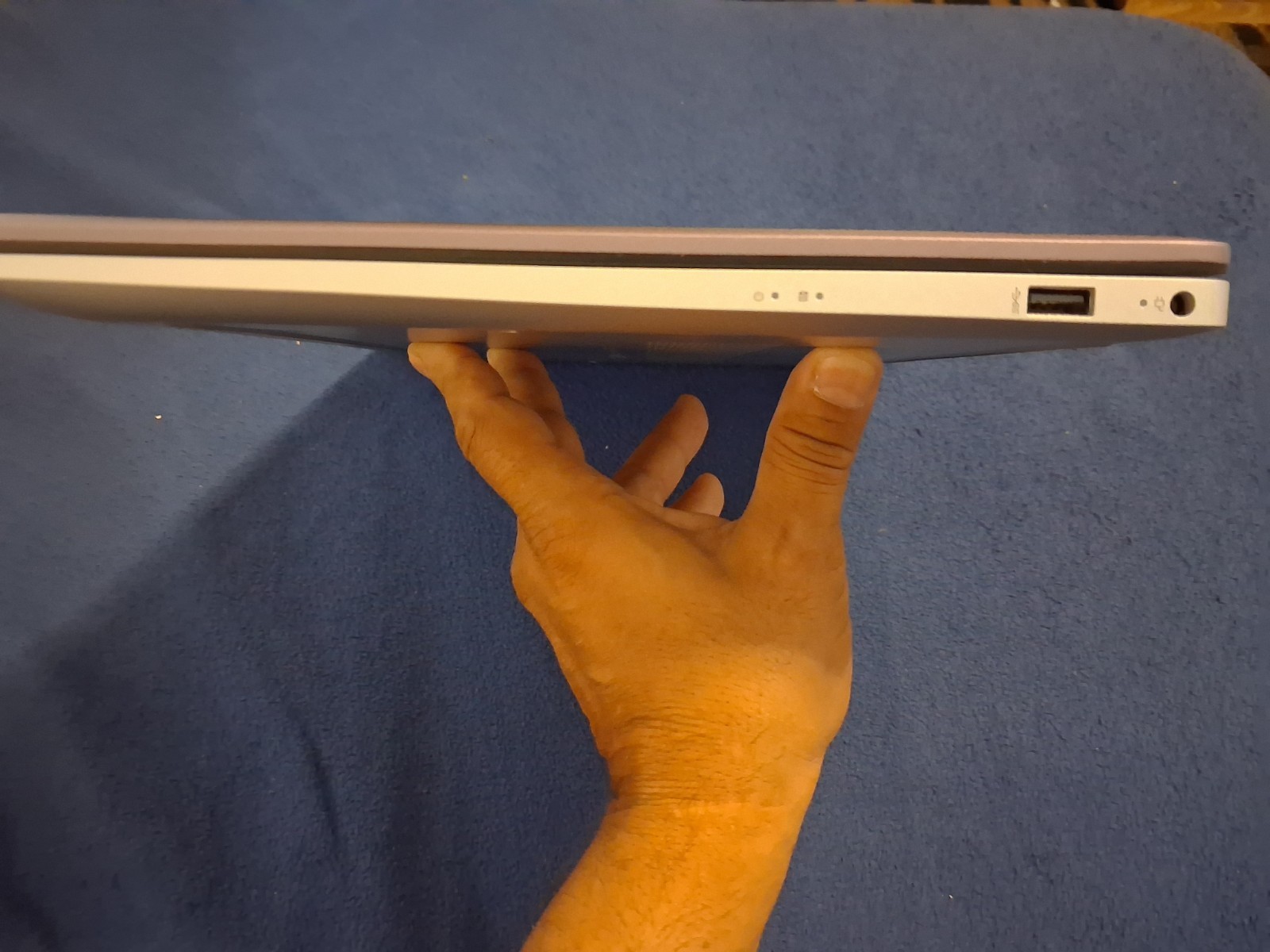 HP Laptop 17 cn3002tg
