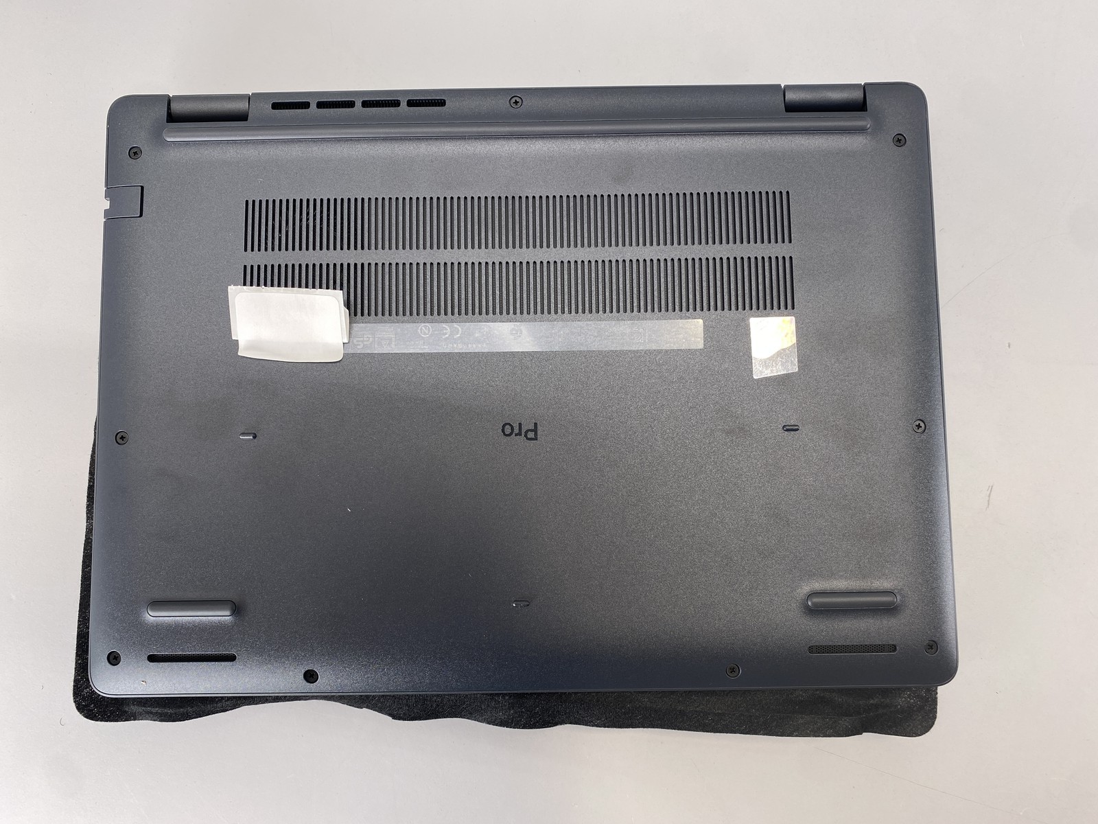Dell Laptop Pro 14 PC14250 14″ Intel Core 5 120U 256GB- Gray