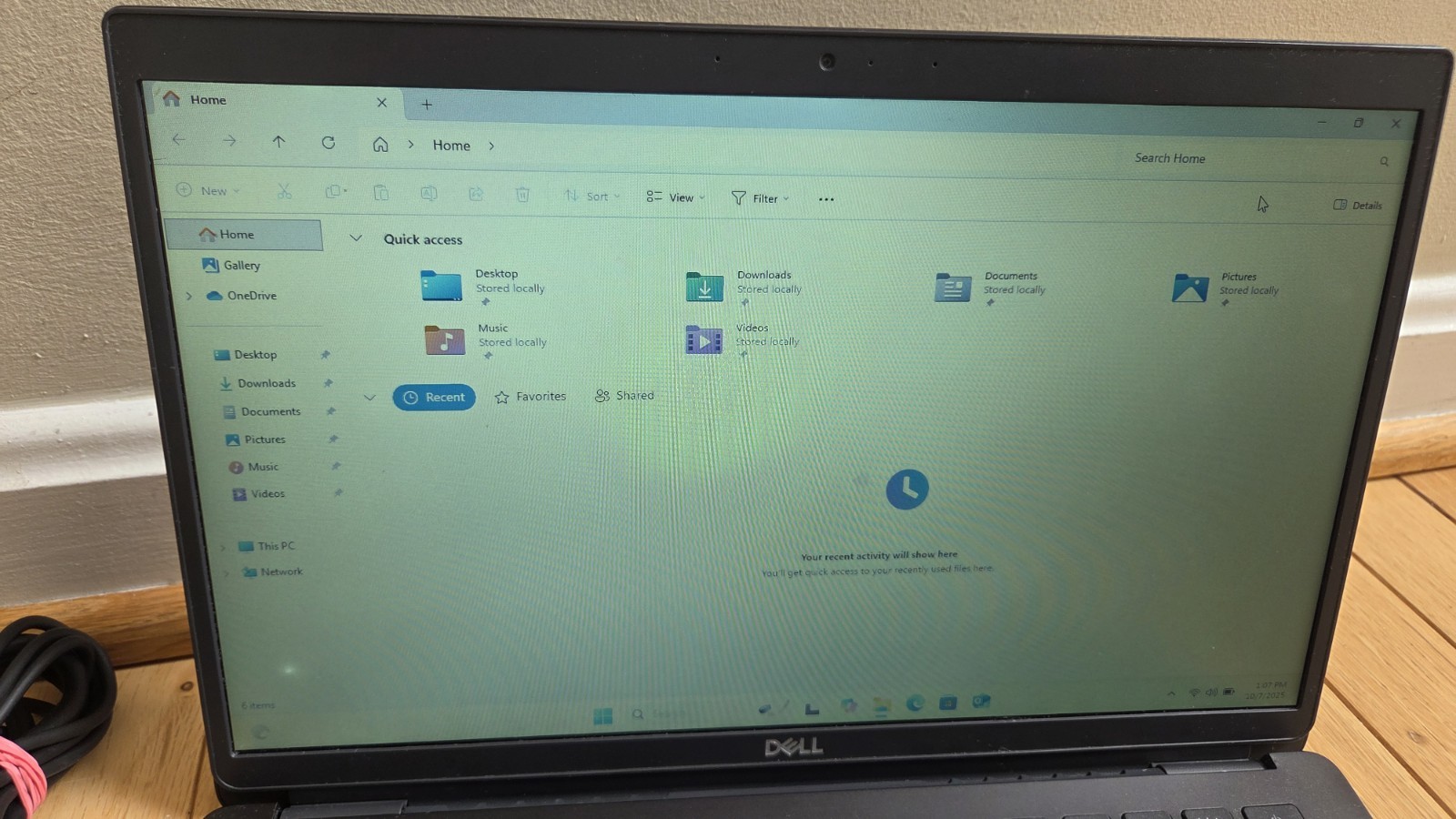 Dell Latitude 3301 128gb Nvme Win 11 i3-8145u 2.30ghz 4gb Ram HDMI Webcam 13.1”