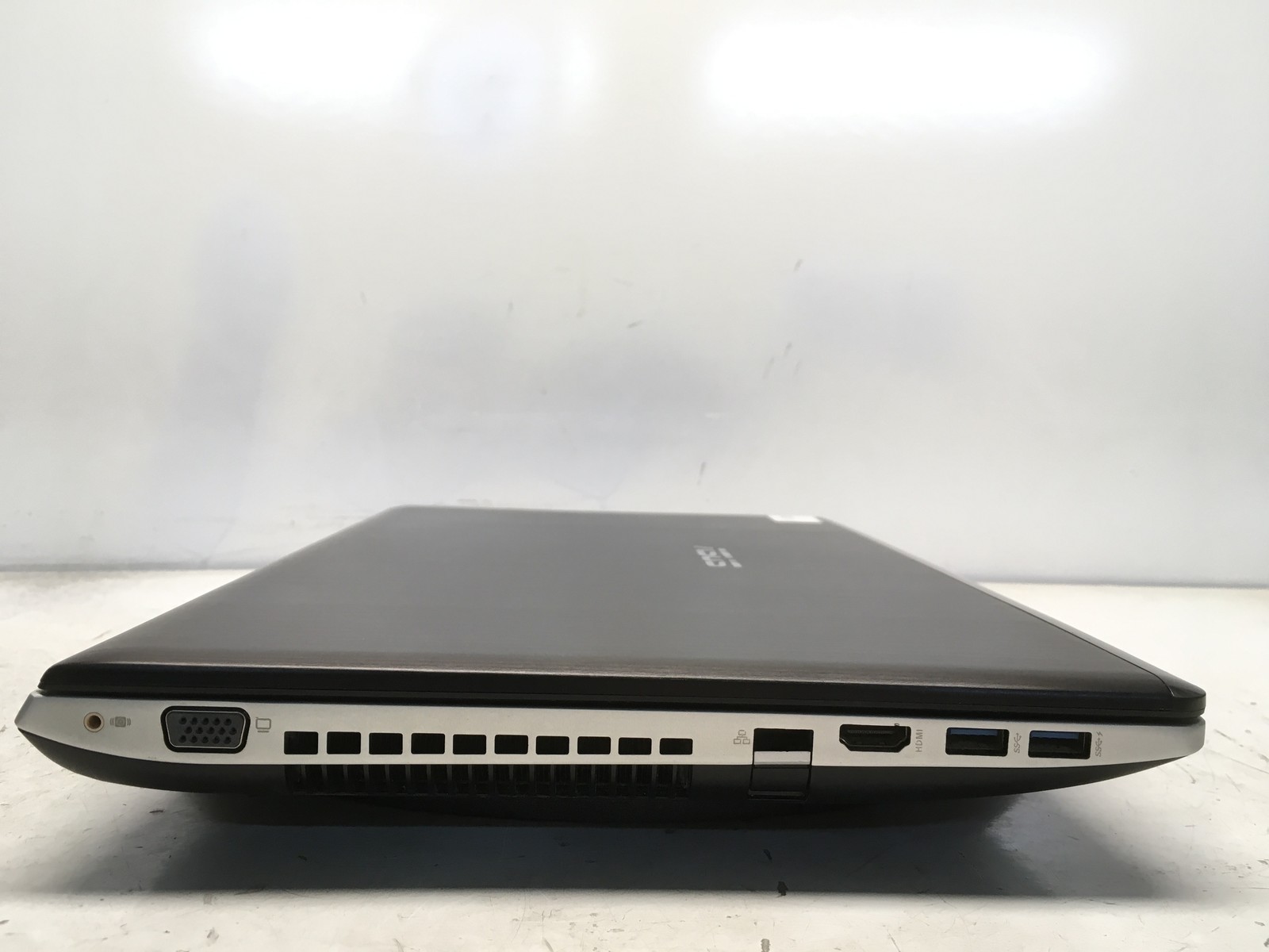 Asus N56JN-MB71 Intel Core i7-4700HQ 2.4GHz No RAM/HDD/ Batt NVIDIA GeForce 840M