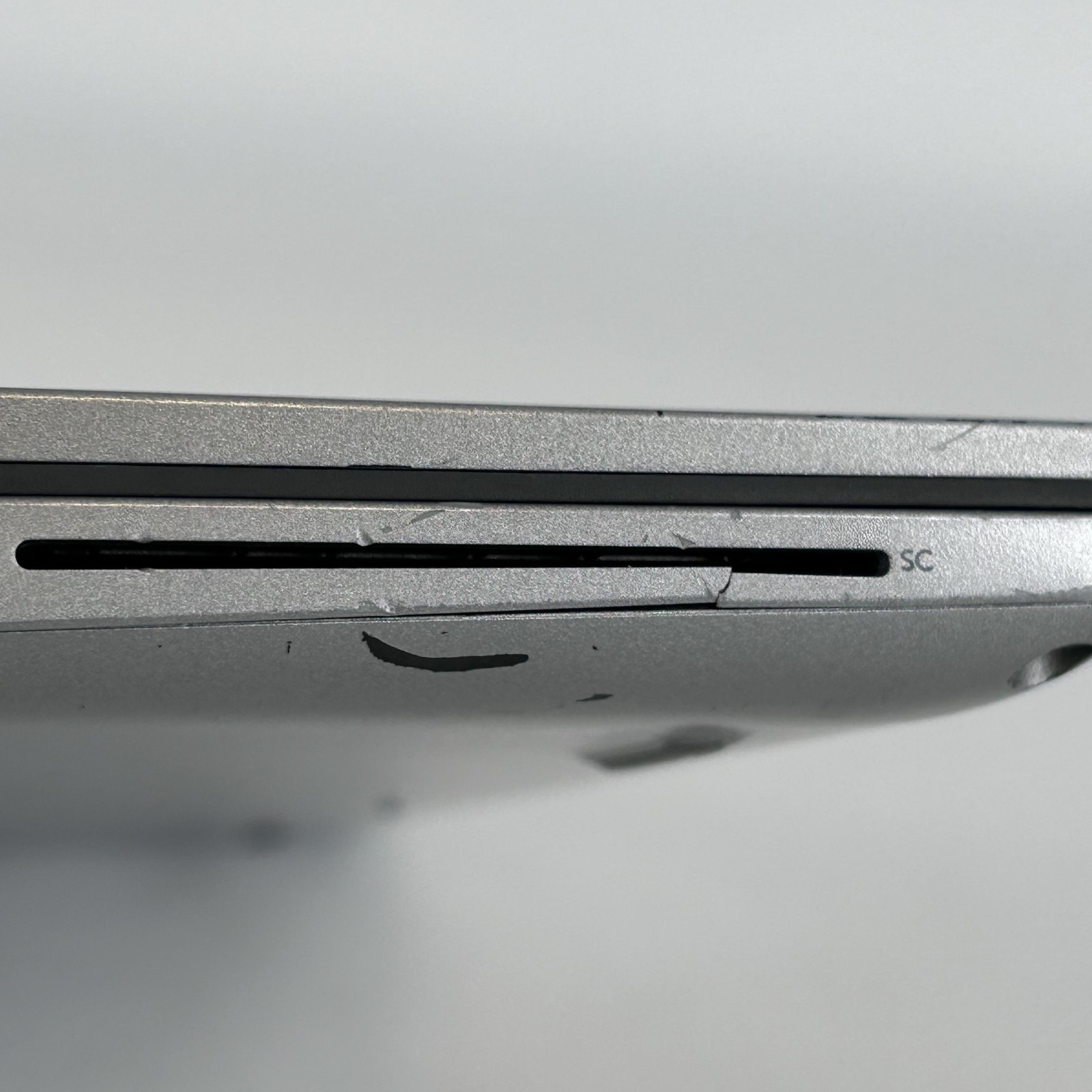 Dell Latitude 5440 14 Gray FHD 1.8 GHz i7-1365U 32GB 512GB SSD Good