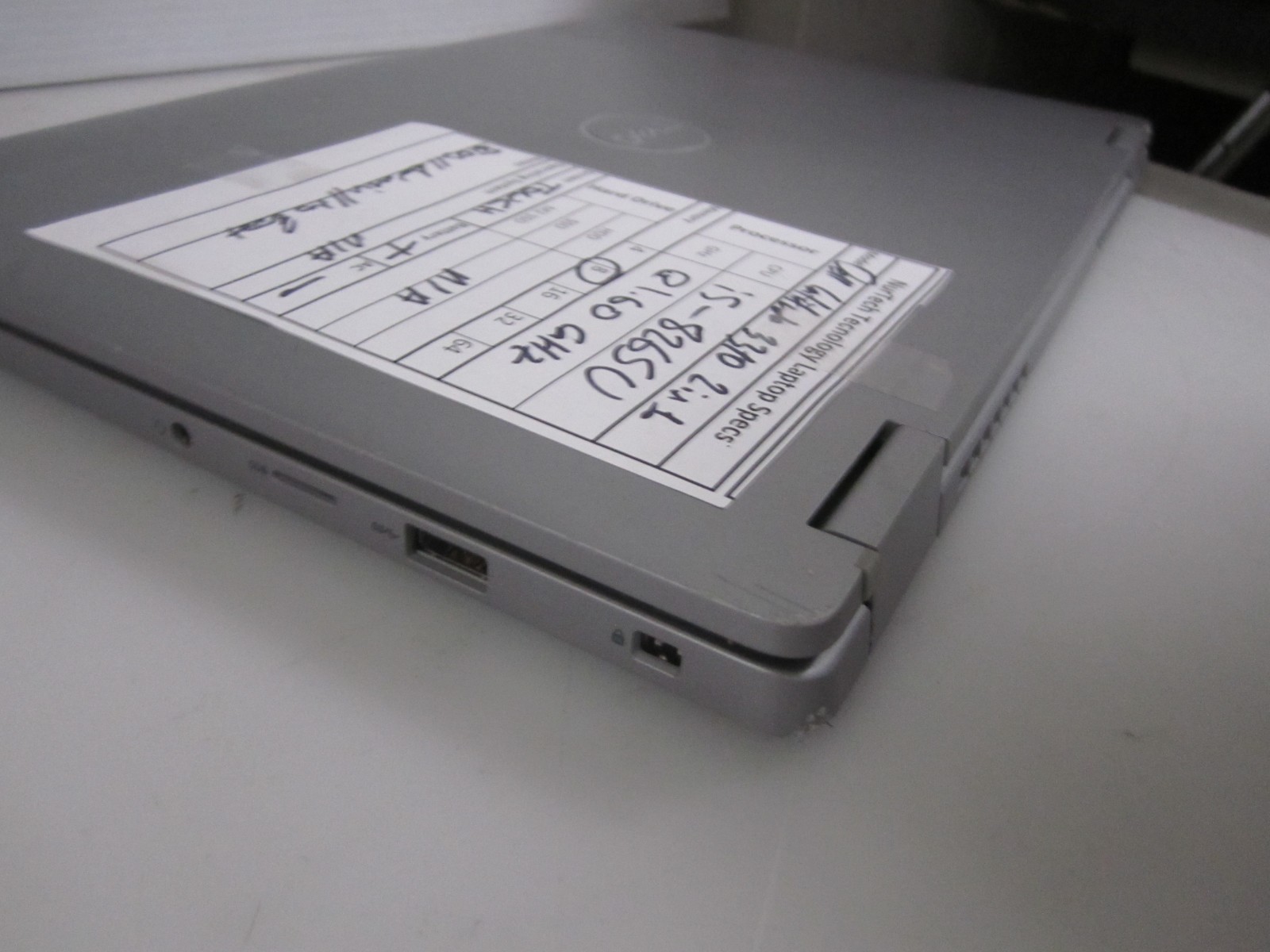 Dell 3310 2 in 1 I5-8265U 1.60GHZ 8GB NO HDD/AC/OS LAPTOP BIOS READ++