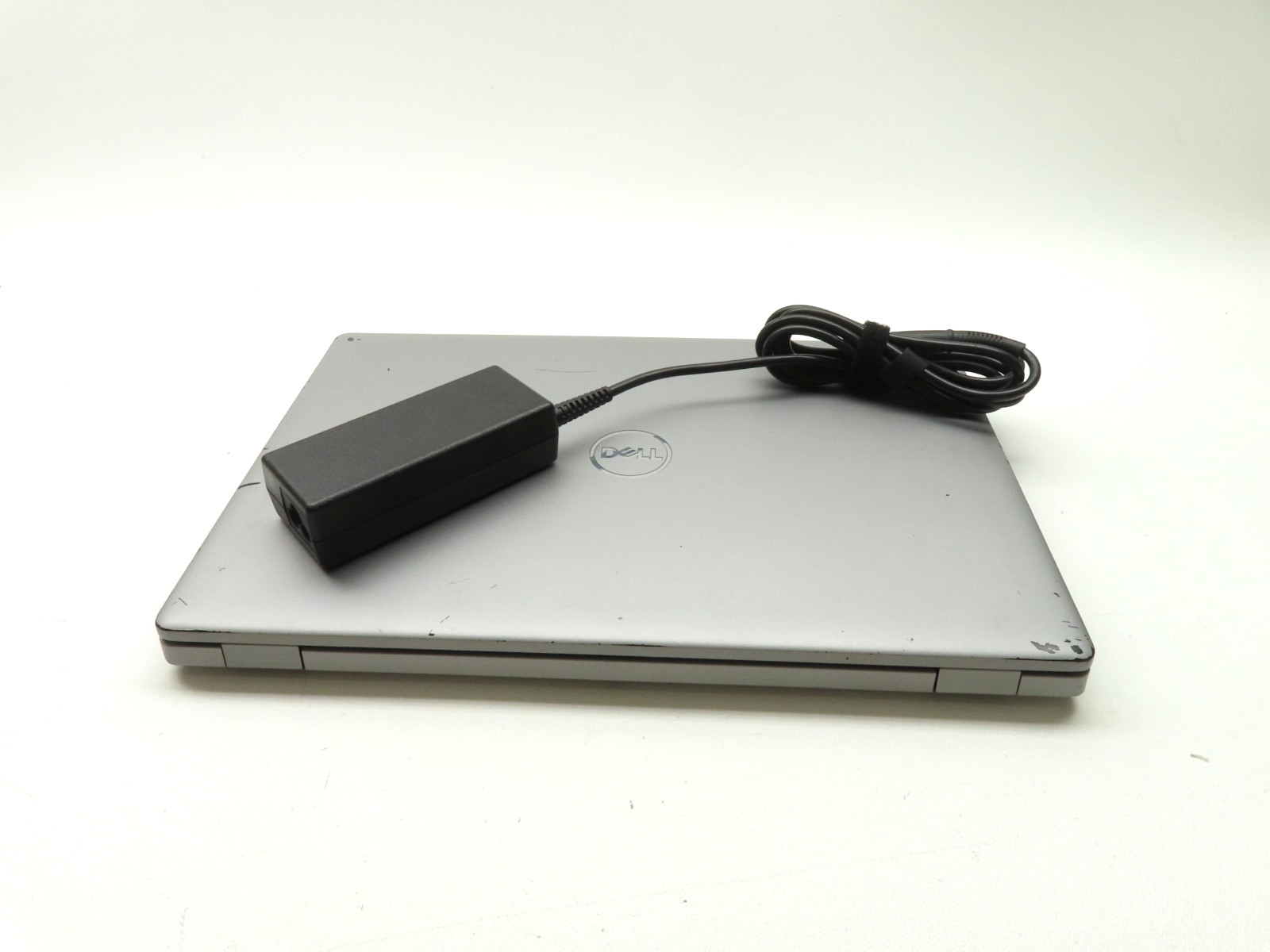 Dell Latitude 5410 14″ Intel Core i7-10810U 1.1GHz 8GB RAM 256GB SSD