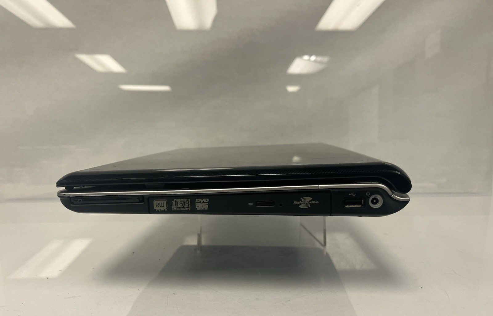 HP Pavilion DV6700 AMD Turion 64 X2 Mobile Technology TL-60 3GB RAM No HDD