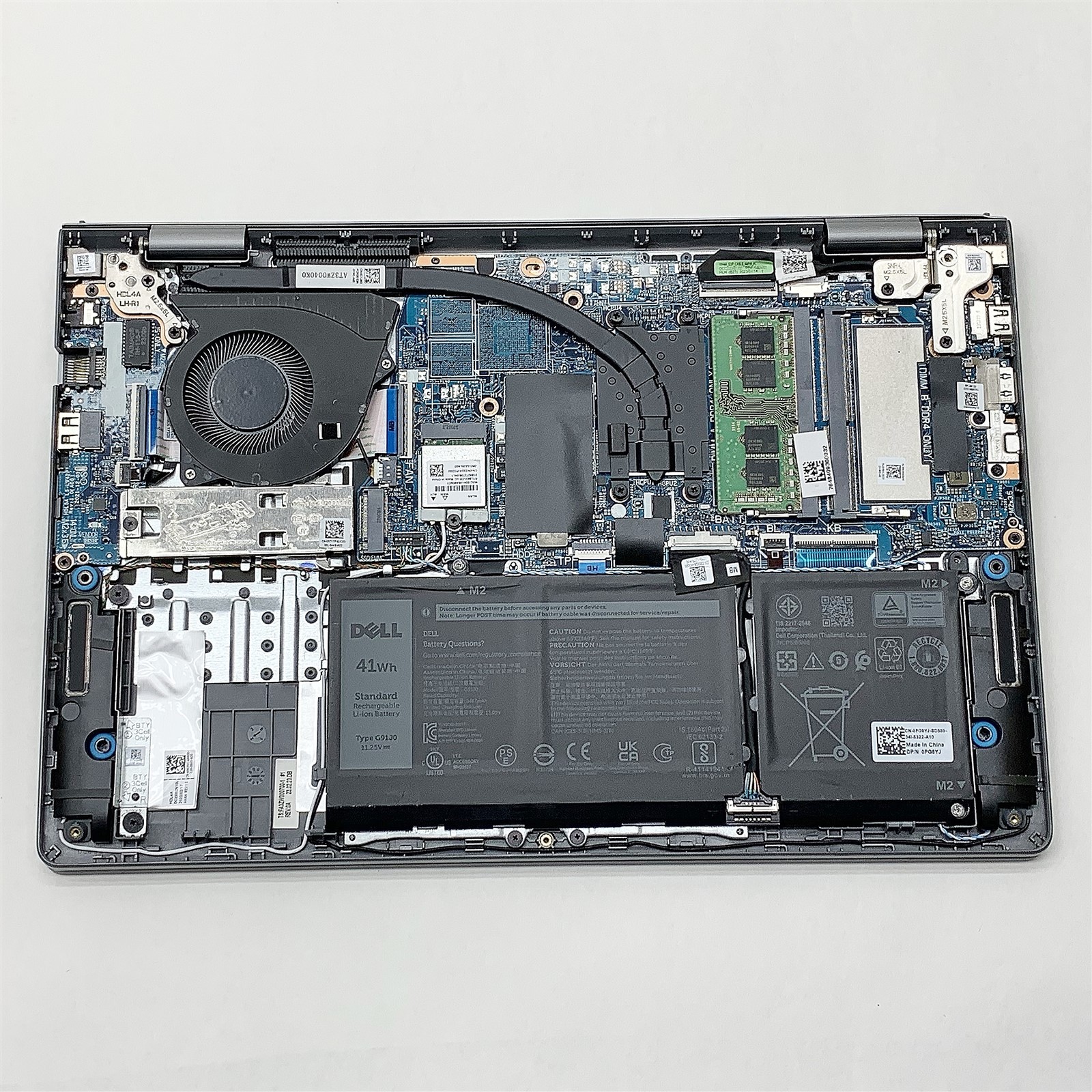 Dell Vostro 3430 Laptop Intel Core i7 1355U 1.7GHZ 14″ FHD 16GB RAM NO HDD Parts
