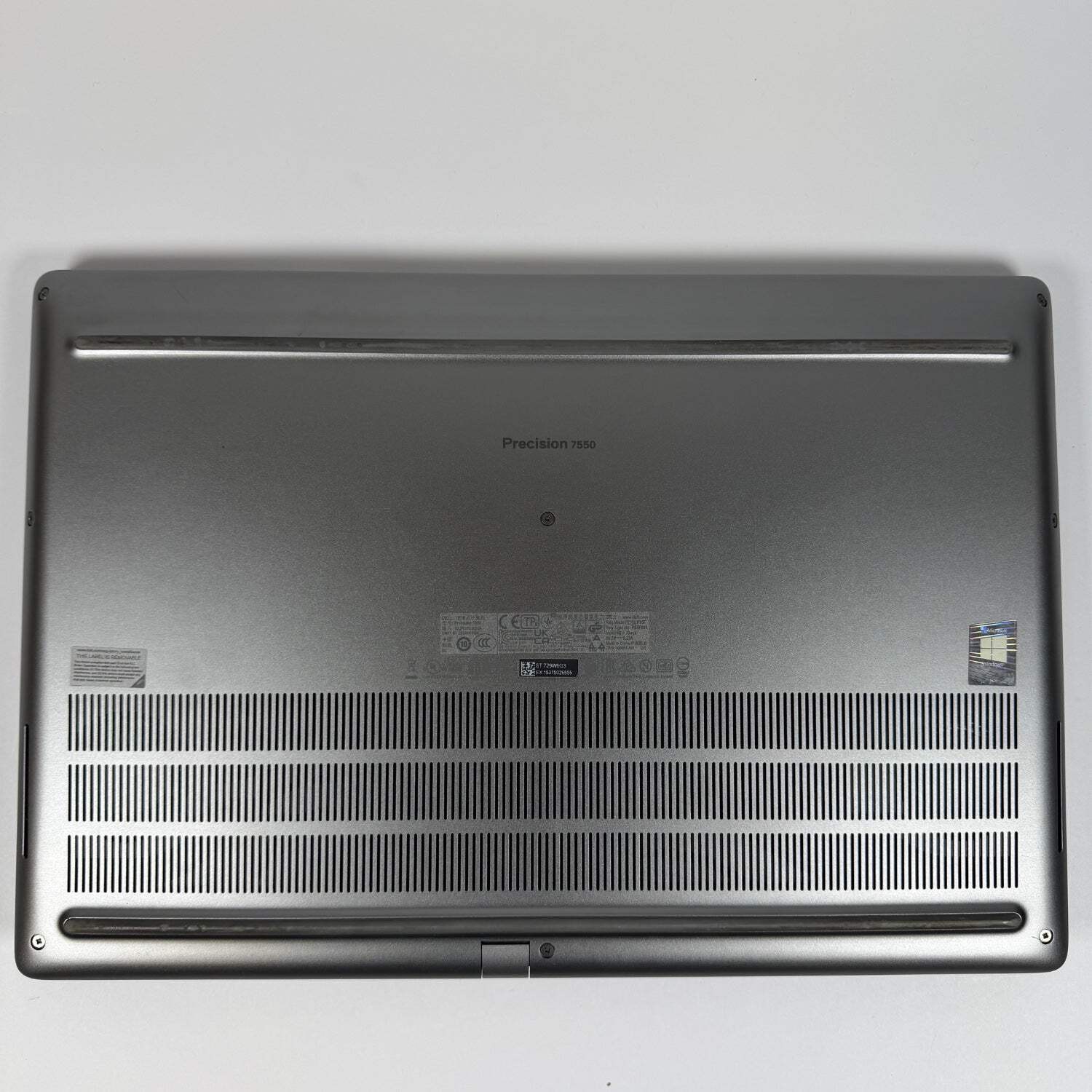 Dell Precision 7750 17.3″ i7-1750h 2.6GHz 16GB RAM 256GB SSD