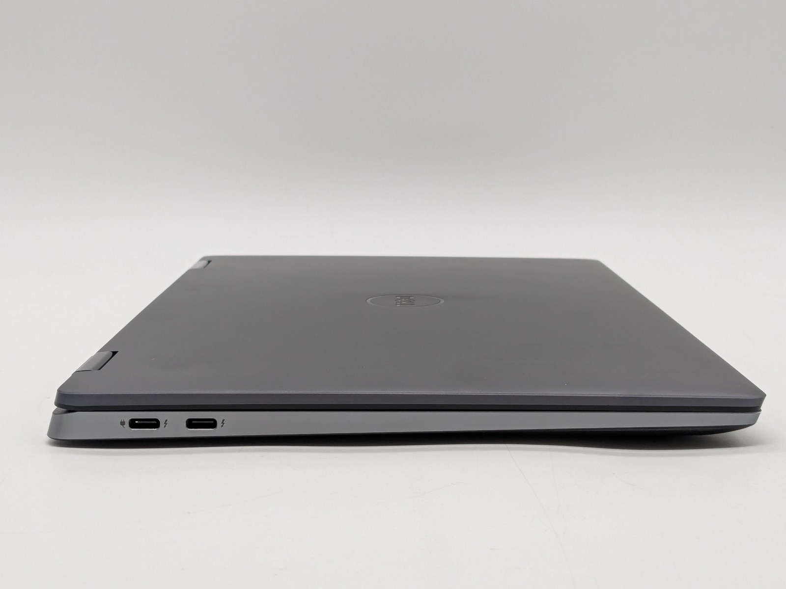 Dell Latitude 9330 2-in-1 13″ 2560 x 1600 Touch I5-1240U 256GB SSD 16GB W11P