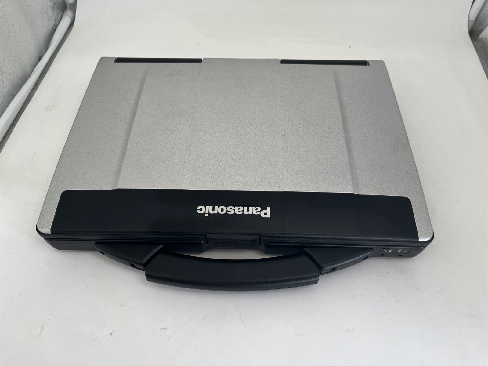 Panasonic Toughbook CF53 14″Core i5 4310U @2.0Ghz 16GB RAM 256GB SSD Win 11 Pro