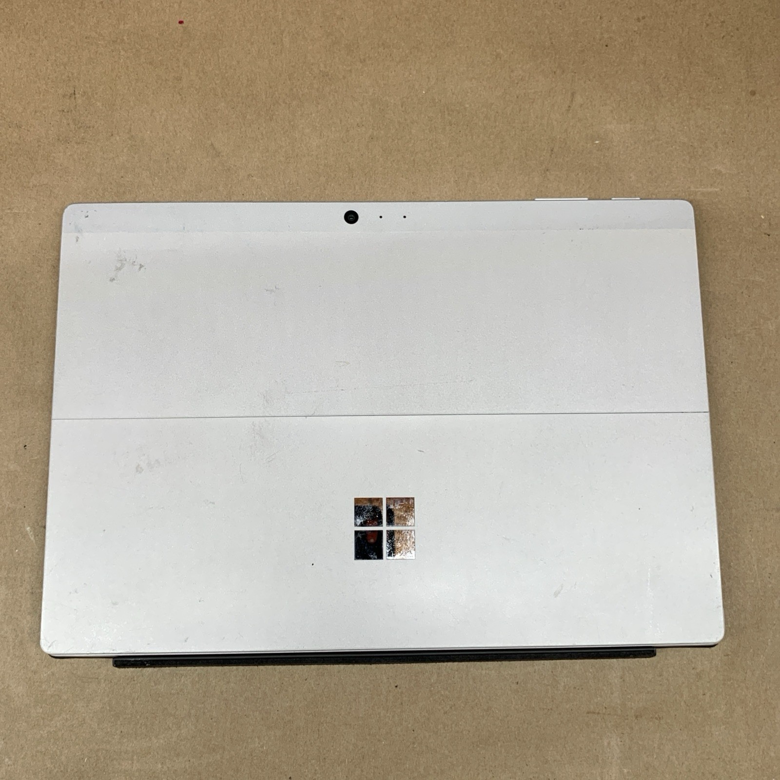 Microsoft Surface Pro 5 1807, Core i5-7300U @ 2.3GHz, 8GB RAM, 256GB SSD, W10P