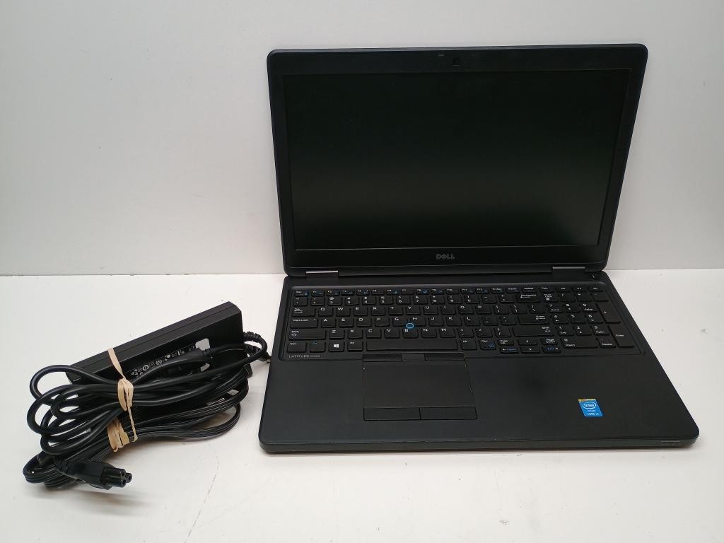 DELL COMPUTER INSPIRON 15W10 8GBR 224GB HD W/CHARGER (P05025353)