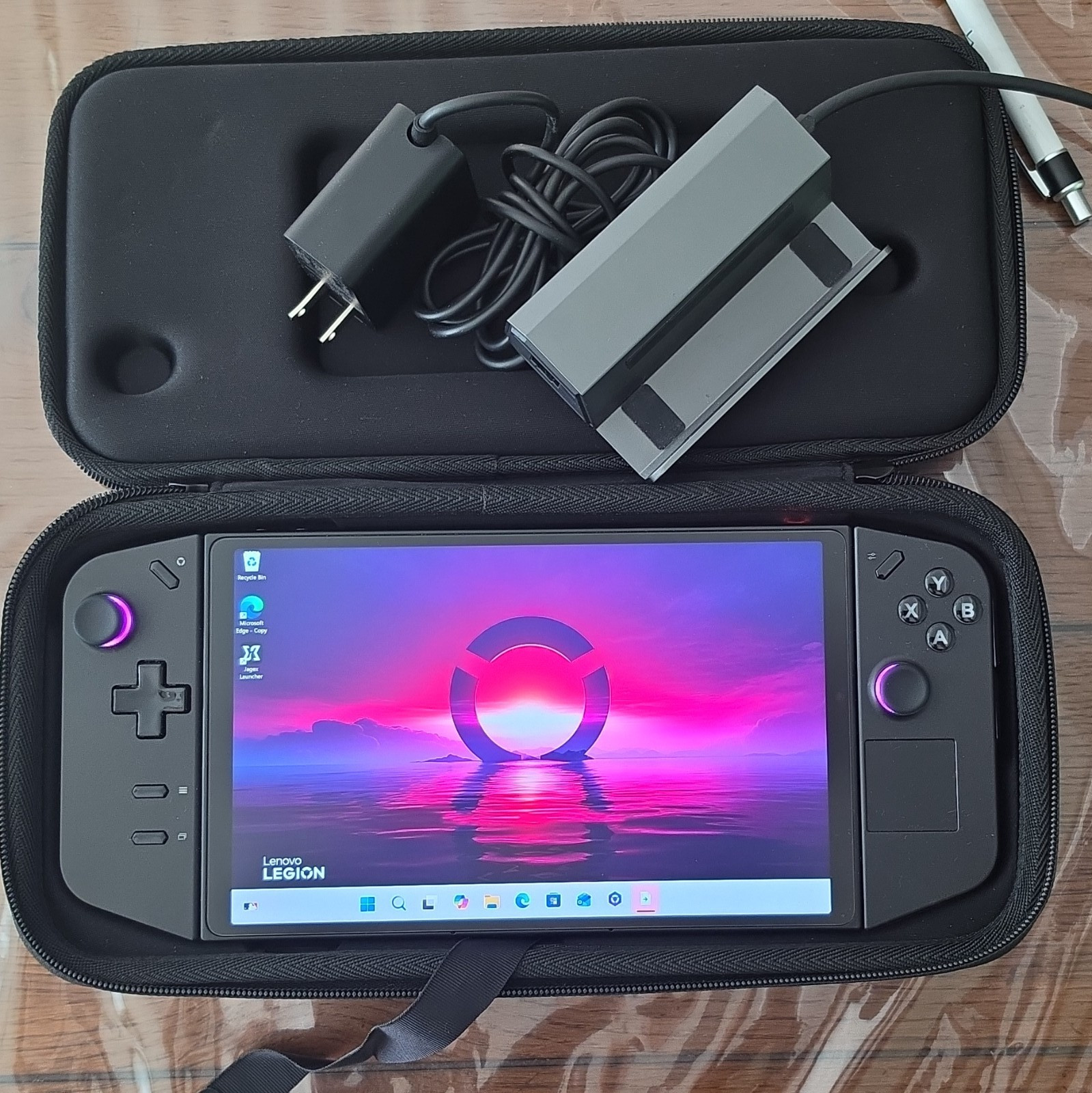 Lenovo Legion Go 8.8″ Gaming UMPC Win 11 Ryzen Z1 Extreme 16GB 954GB SSD