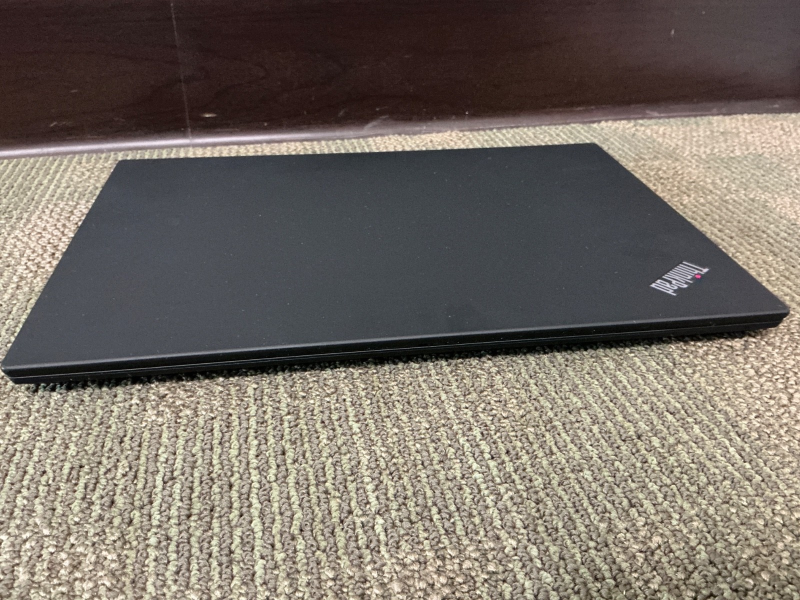 Lenovo ThinkPad T14s Gen 1 i7-10610U 16GB DDR4 512GB NVME Win 11 Pro