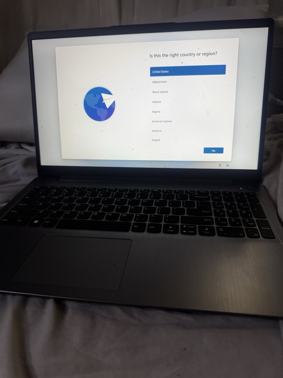 Lenovo IdeaPad 3 15IIL05 Laptop with Charger Intel I3