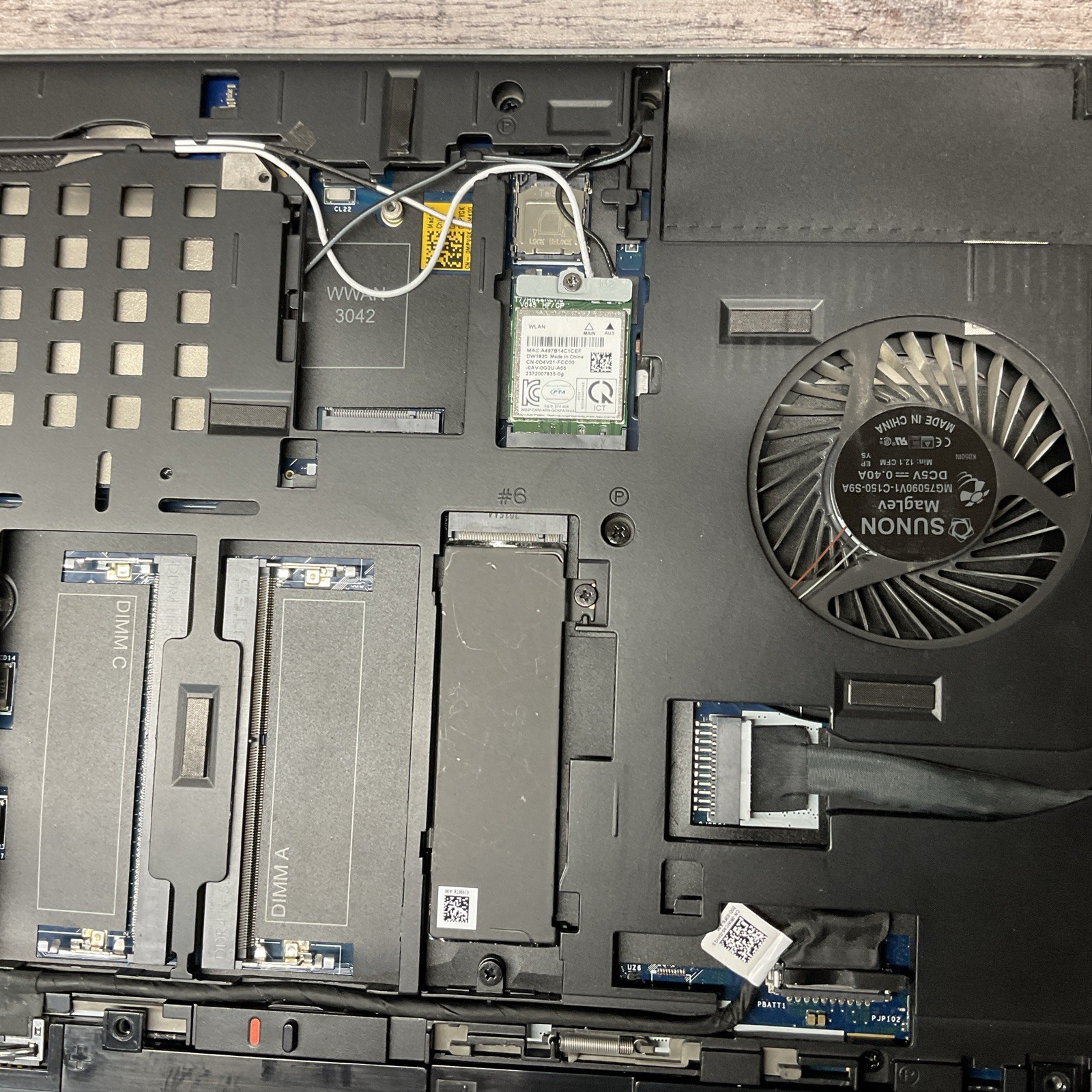 Dell Precision 7740 / Quadro RTX 3000 / BIG Screen / Ready For Windows / M15